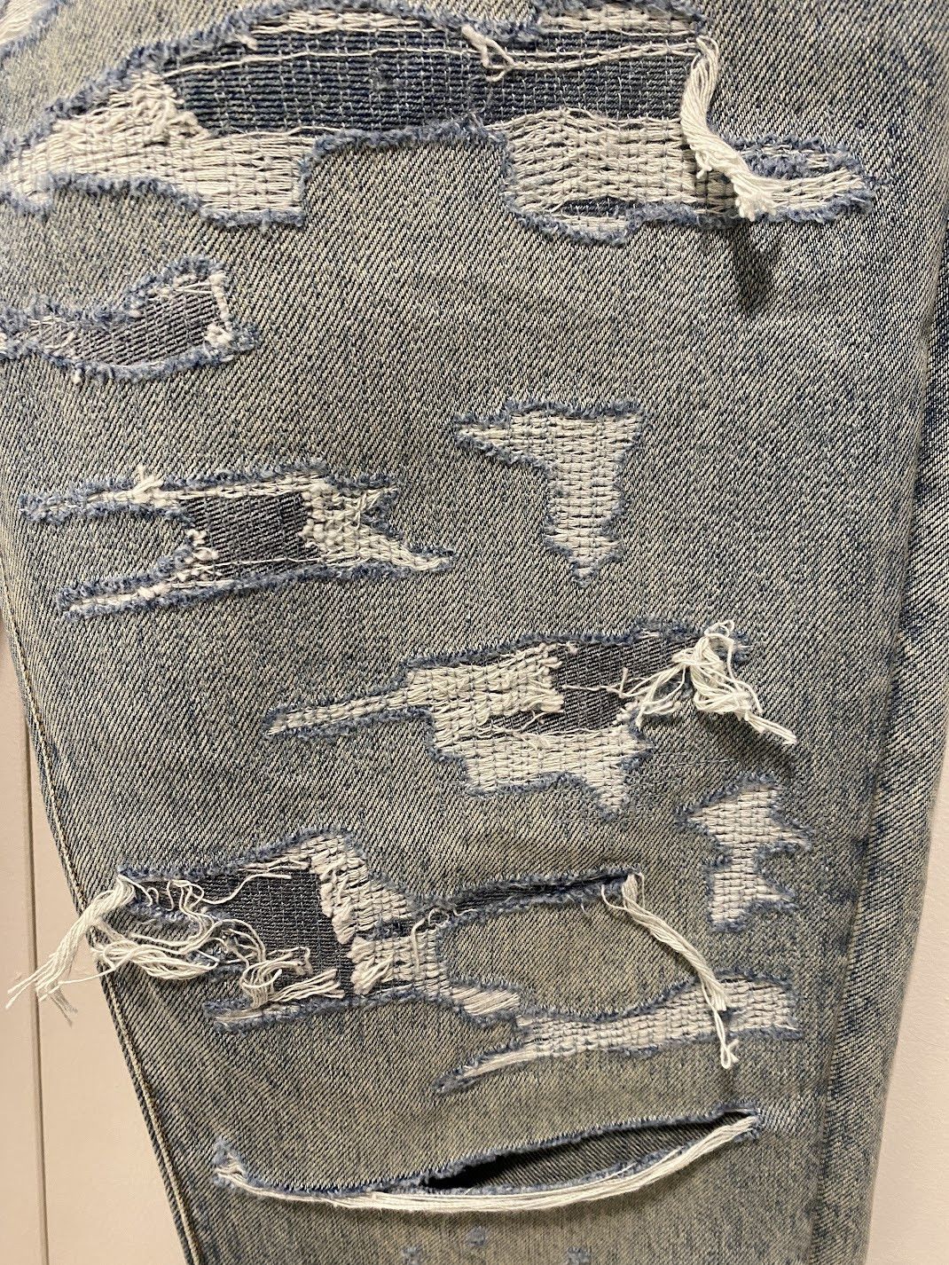 Amiri amiri bruised relaxed jeans indigo size 32 Size US 32 / EU 48 - 5 Thumbnail