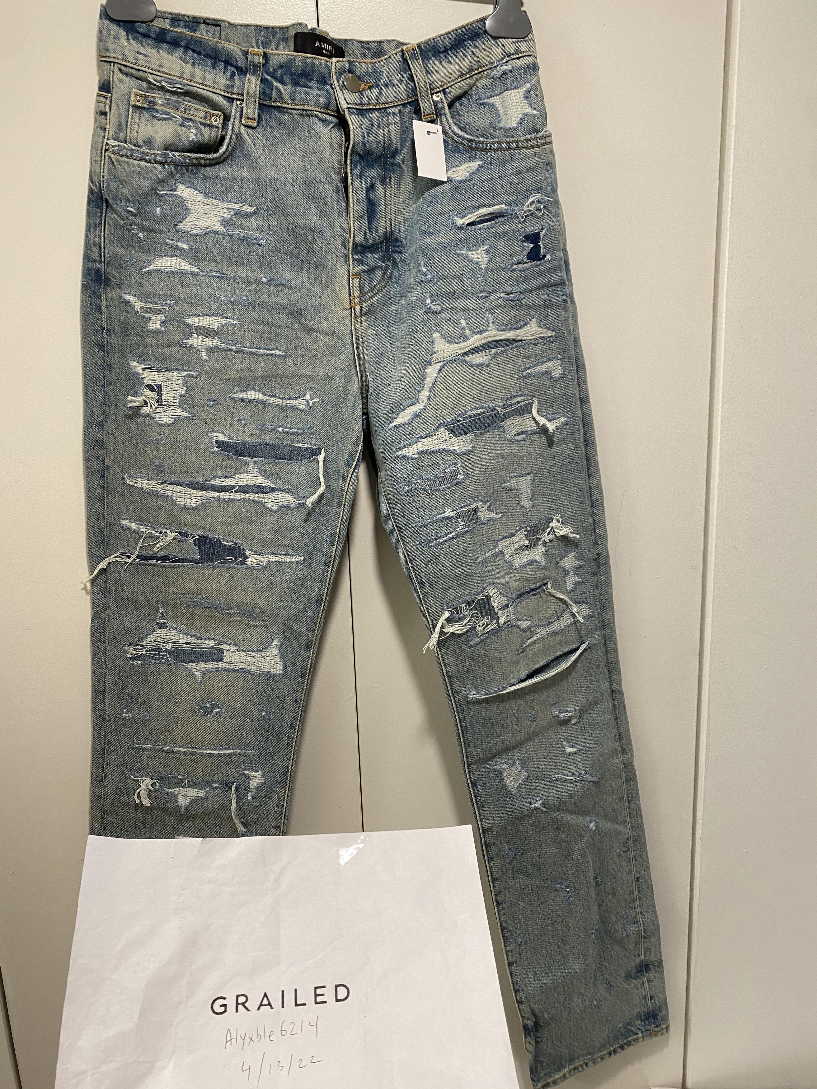 image of Amiri Bruised Relaxed Jeans Indigo Size 32 in Denim Blue, Men's