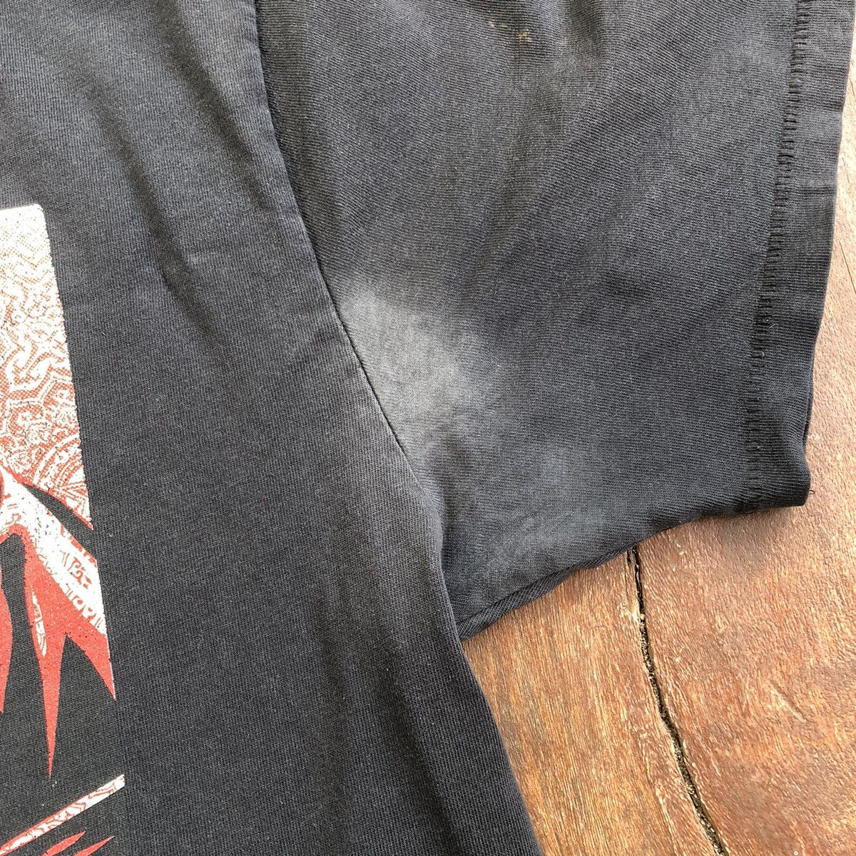 Obey Vintage Thrashed Faded 90s Obey T Shirt Size US XL / EU 56 / 4 - 6 Thumbnail