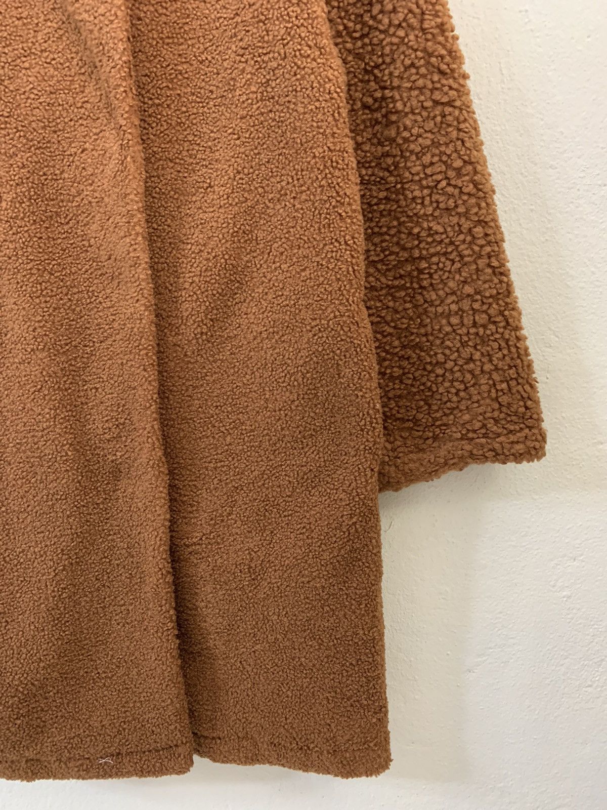 JW Anderson × Uniqlo JW Anderson x Uniqlo Sherpa Dress Jacket Size XS / US 0-2 / IT 36-38 - 2 Thumbnail