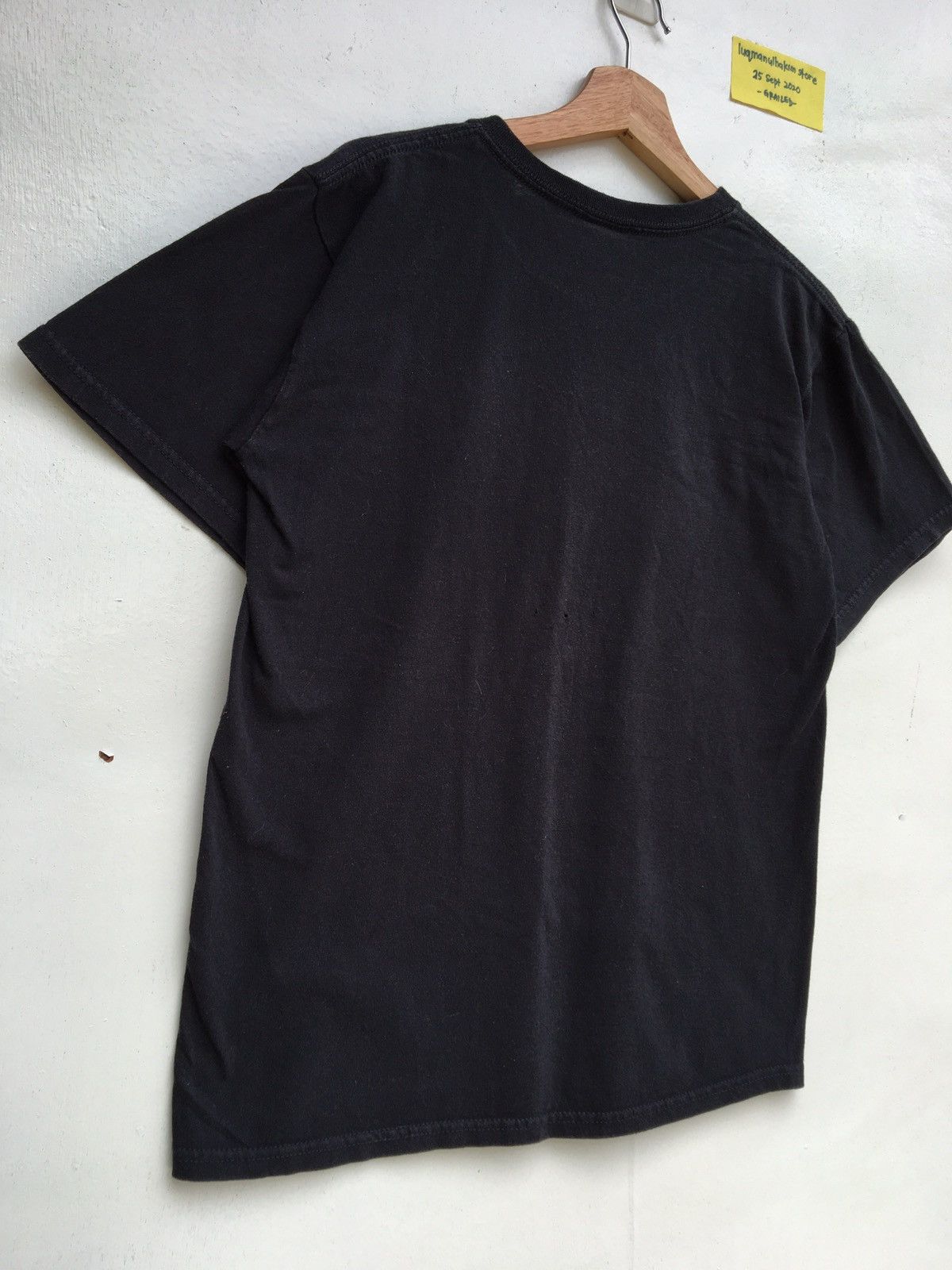 Eminem Rare EMINEM Concert Tour Yankee Stadium 13 14 Sept Tshirt Size US M / EU 48-50 / 2 - 12 Thumbnail