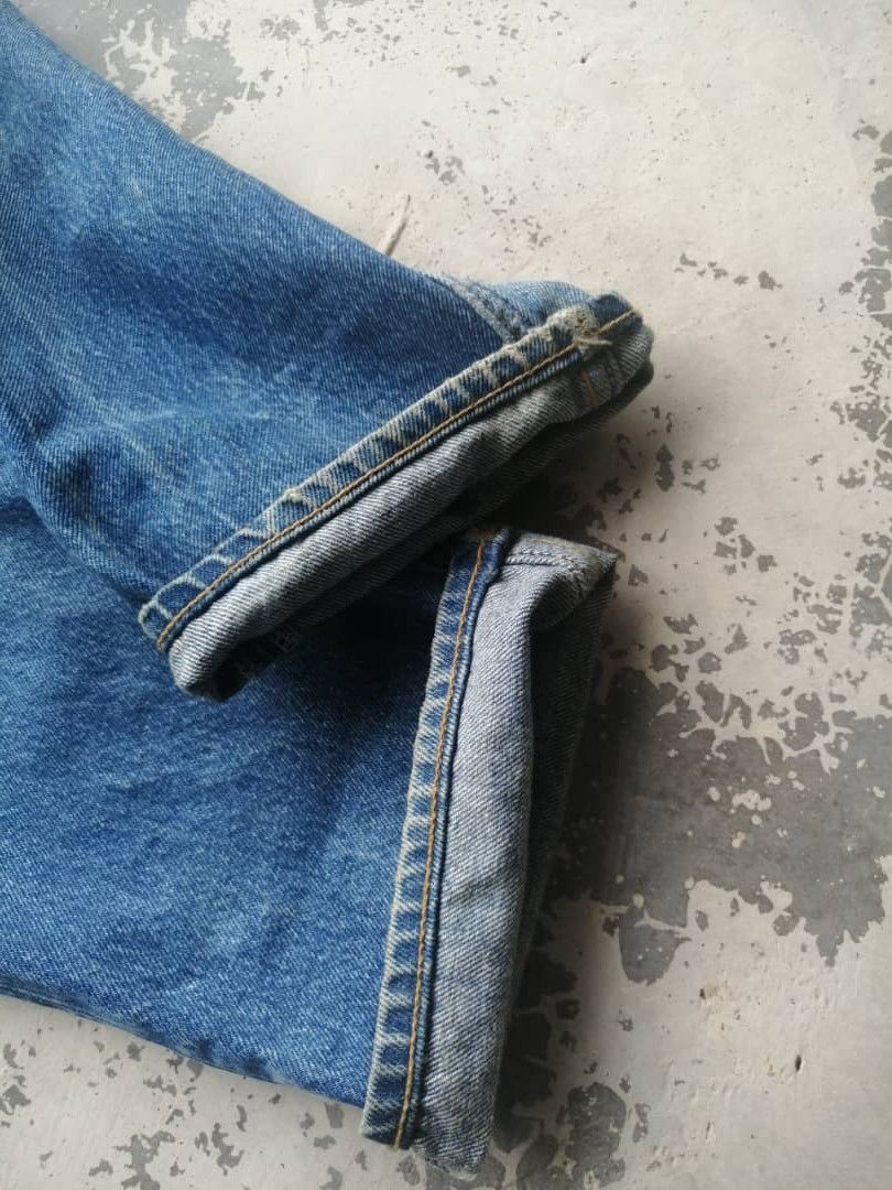 Levi's Vintage Clothing Vintage 90s Levi's 501 Jeans Hardcore Distressed Denim Size US 31 - 20 Thumbnail