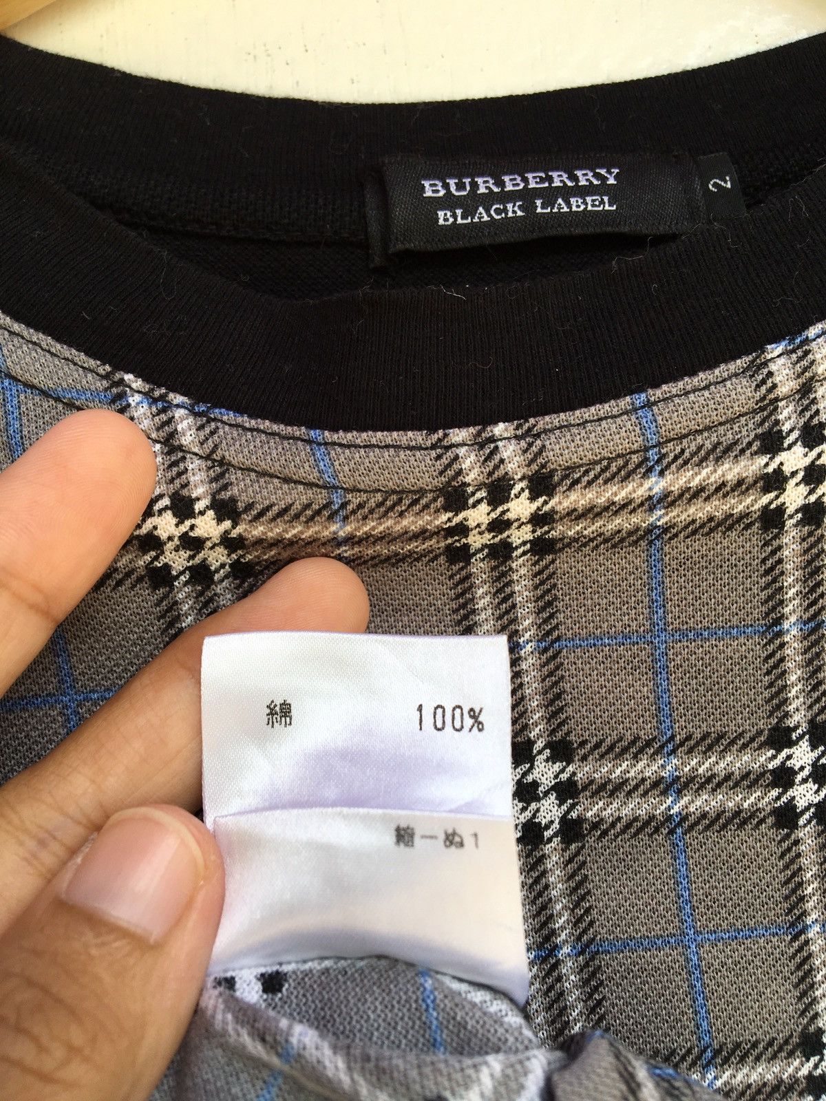 Burberry Burberry Nova Check Vintage Black Label Tshirt Size US S / EU 44-46 / 1 - 14 Thumbnail