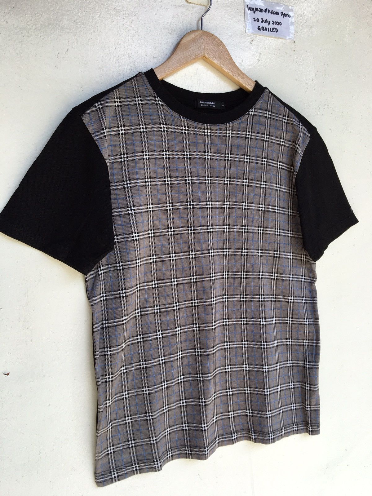 Burberry Burberry Nova Check Vintage Black Label Tshirt Size US S / EU 44-46 / 1 - 2 Thumbnail