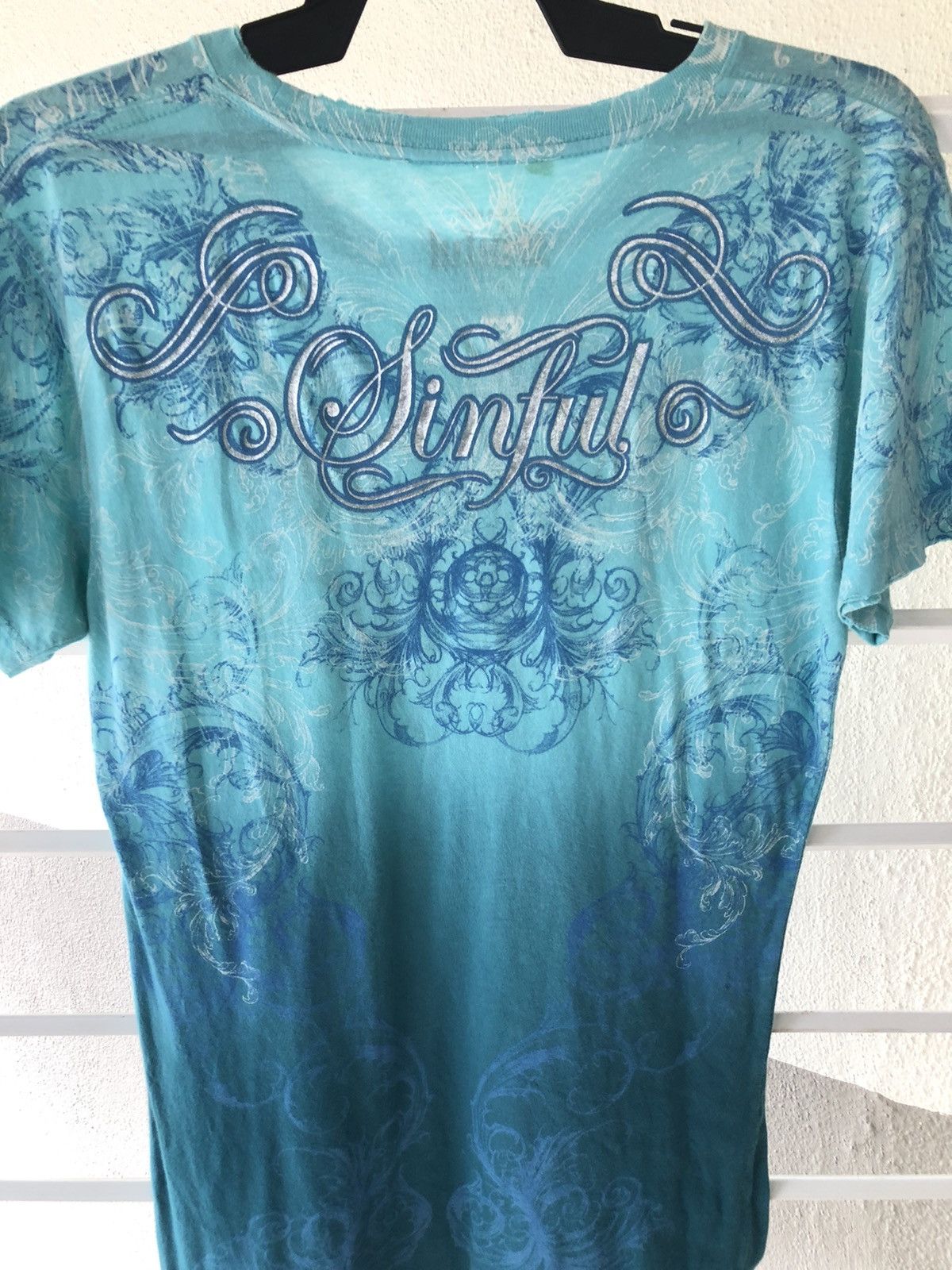 Sintul by affliction distressed Tshirt