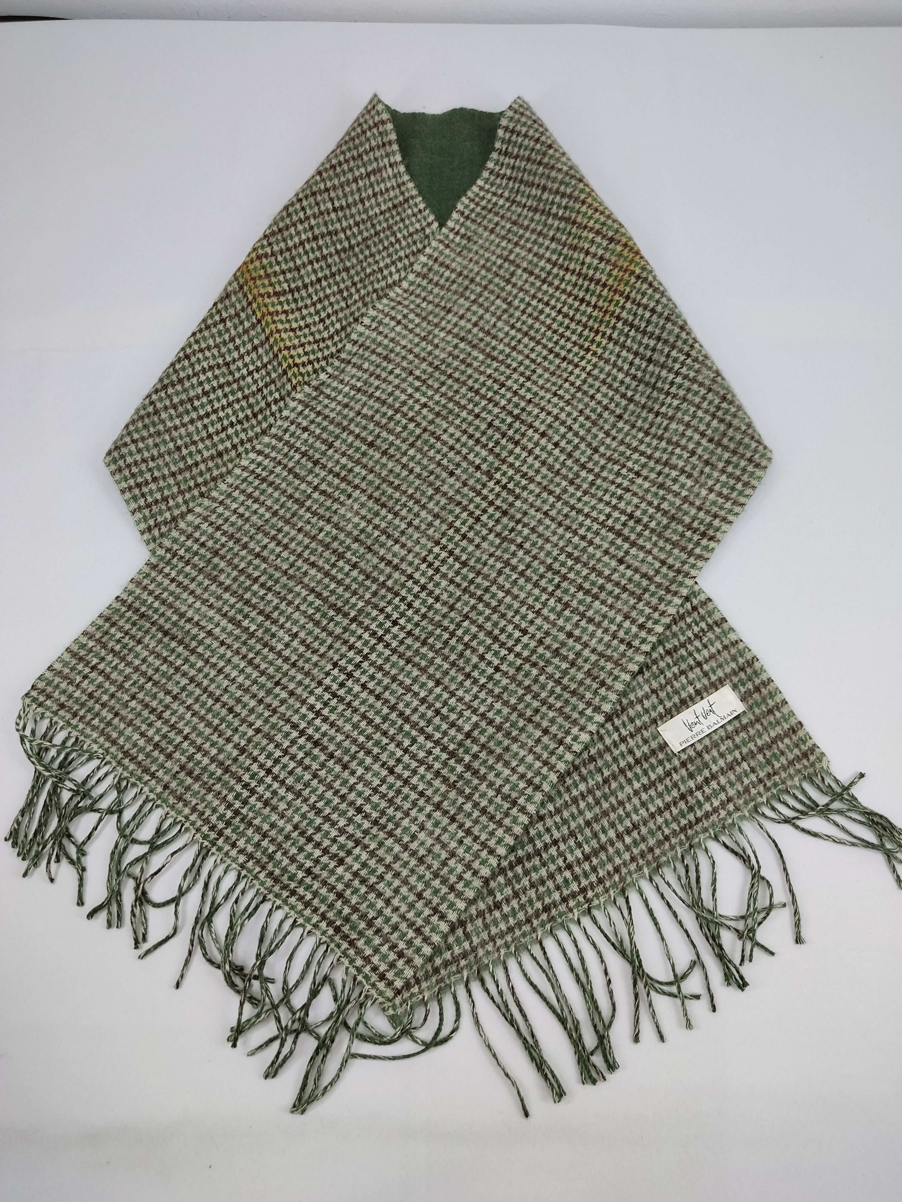 Designer Pierre Balmain Muffler Scarf Vent Vert Plaid Check Size ONE SIZE - 1 Thumbnail