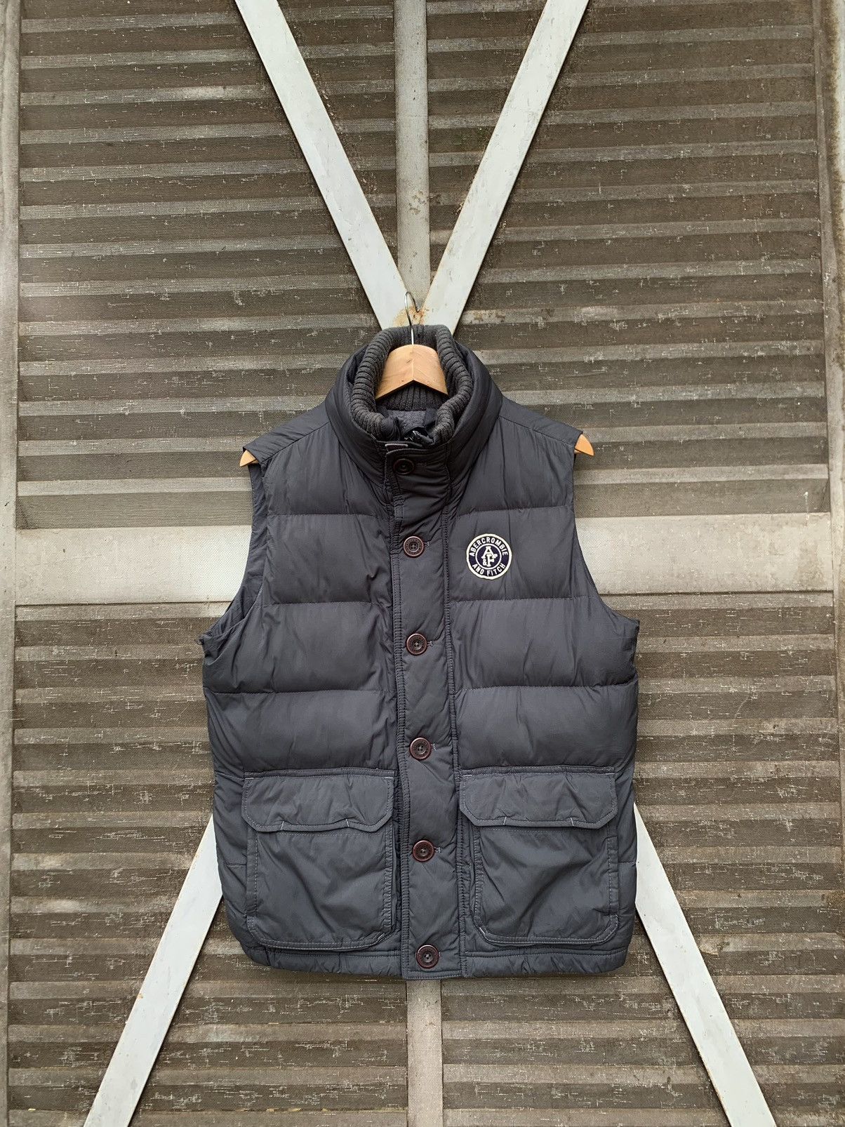 Abercrombie & Fitch 👹ABERCROMBIE & FITCH NEW YORK BUBBLE PUFFER VEST Size US M / EU 48-50 / 2 - 3 Thumbnail