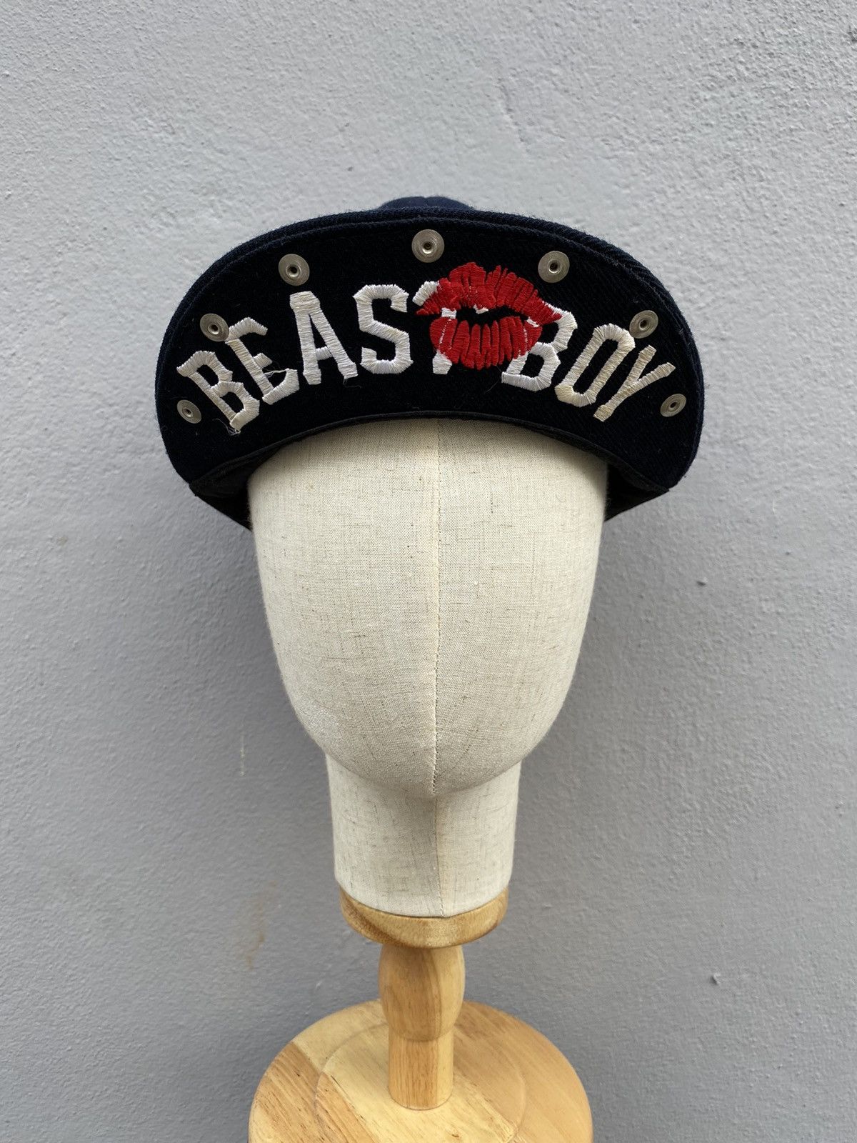 Beauty Beast × Michel Klein × Vintage 💥RARE💥Vintage “Michel Klein Paris” Studded Embroidered Cap Size ONE SIZE - 9 Thumbnail