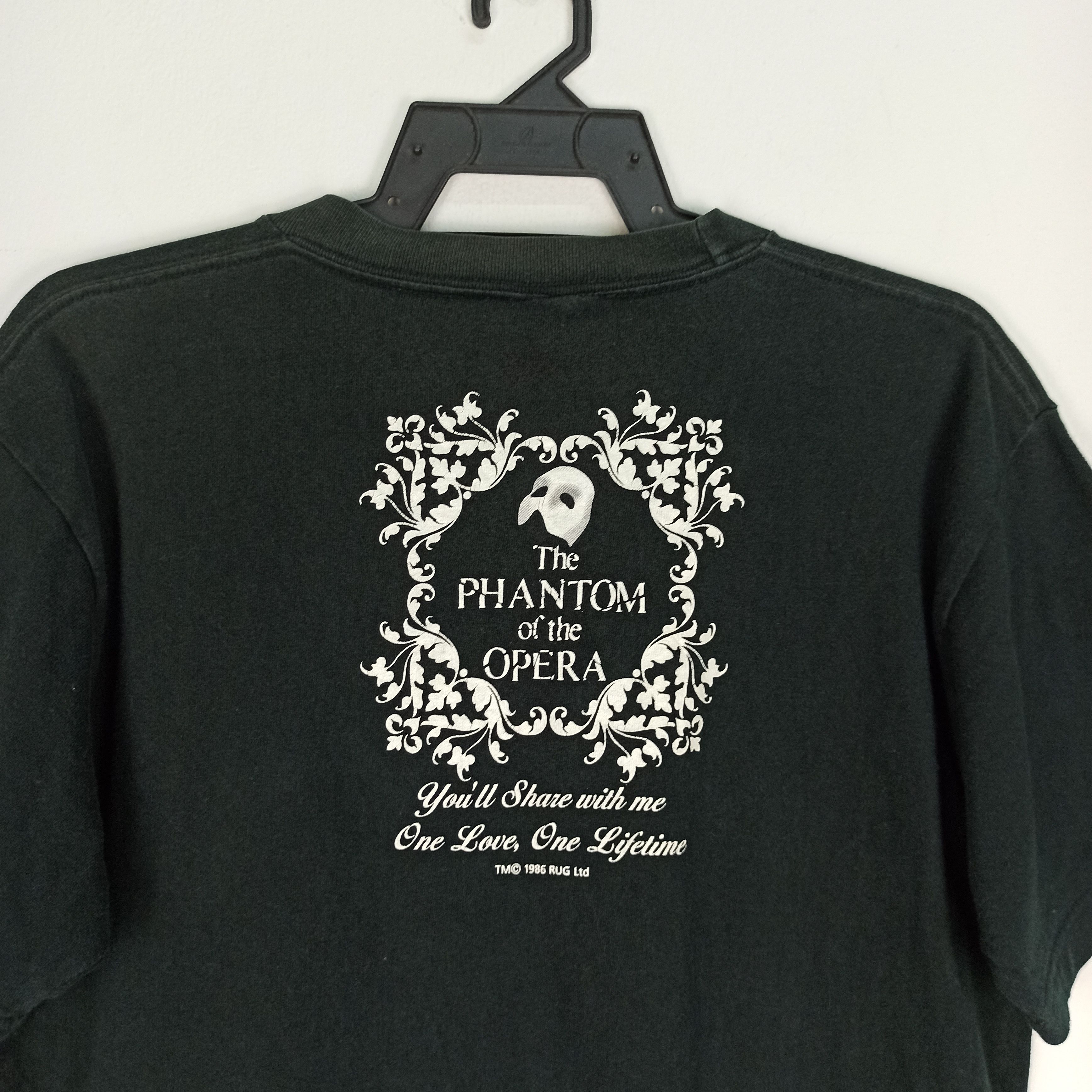 Other Rare 1986 The Phantom Of The Opera musical tee Size US M / EU 48-50 / 2 - 4 Thumbnail