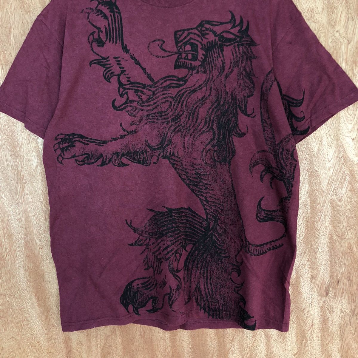 Other Game Of Throne Maroon Short Sleeve Tshirt #3591 Size US L / EU 52-54 / 3 - 6 Thumbnail