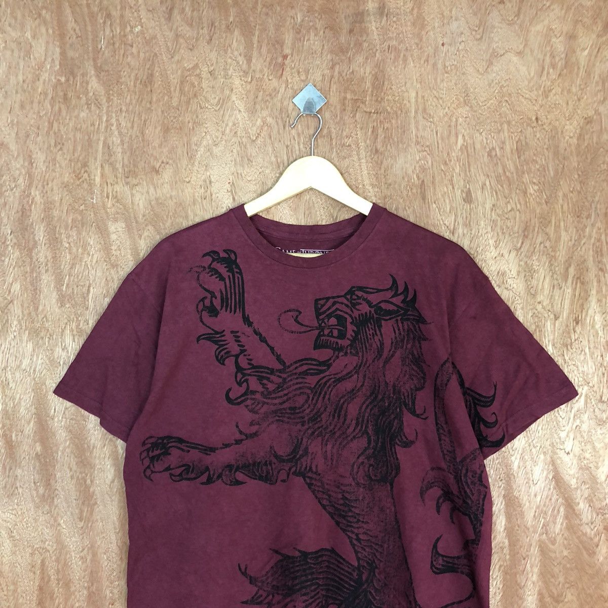 Other Game Of Throne Maroon Short Sleeve Tshirt #3591 Size US L / EU 52-54 / 3 - 2 Thumbnail