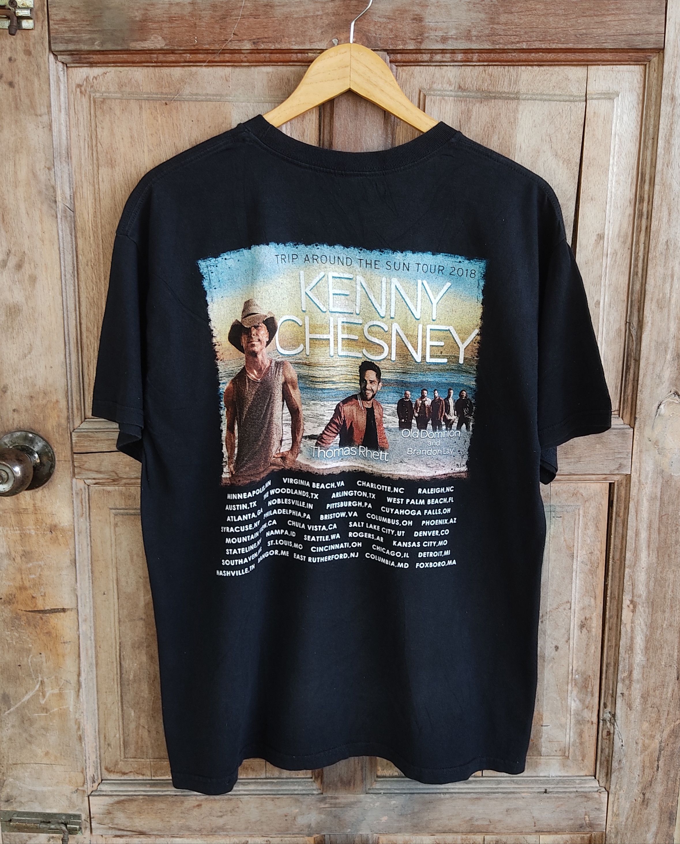 Vintage Kenny Chesney Tour T Shirt Size US L / EU 52-54 / 3 - 1 Thumbnail