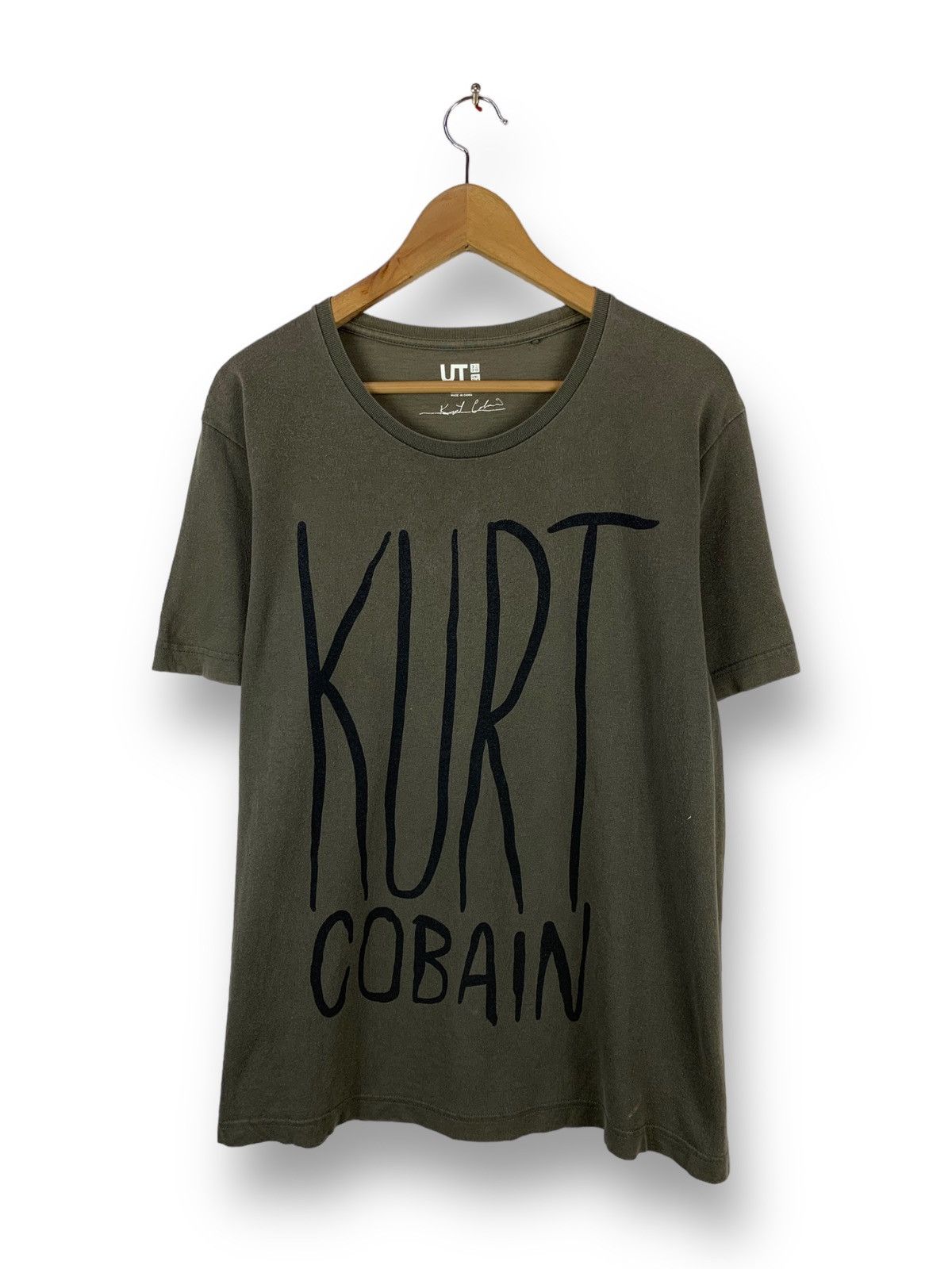 Japanese Brand Steals! Kurt Cobain Nirvana Uniqlo Band Tee Size US M / EU 48-50 / 2 - 1 Thumbnail