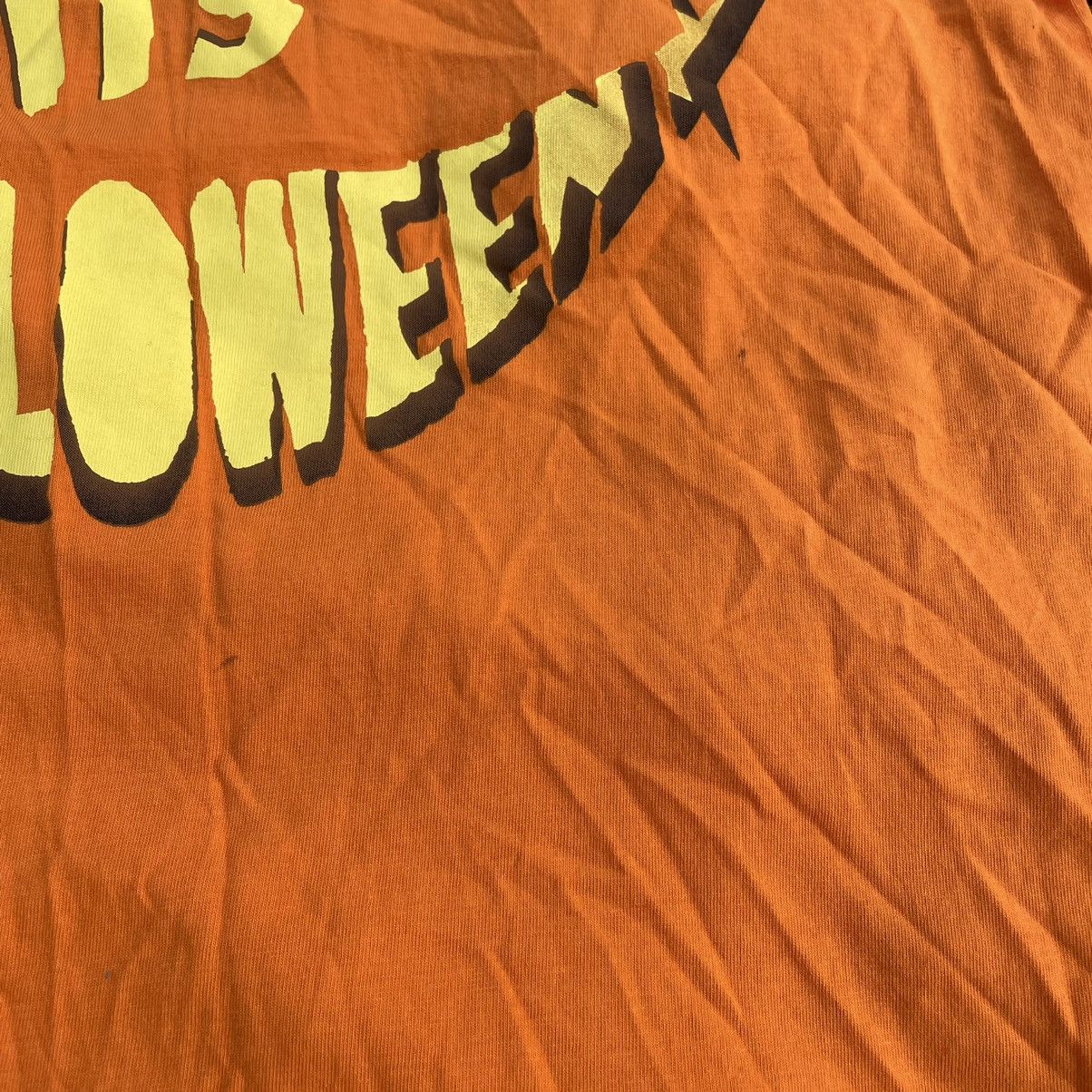 Vintage Vintage Y2K Halloween Graphic Tee Streetwear Orange Baggy M Size US M / EU 48-50 / 2 - 5 Thumbnail