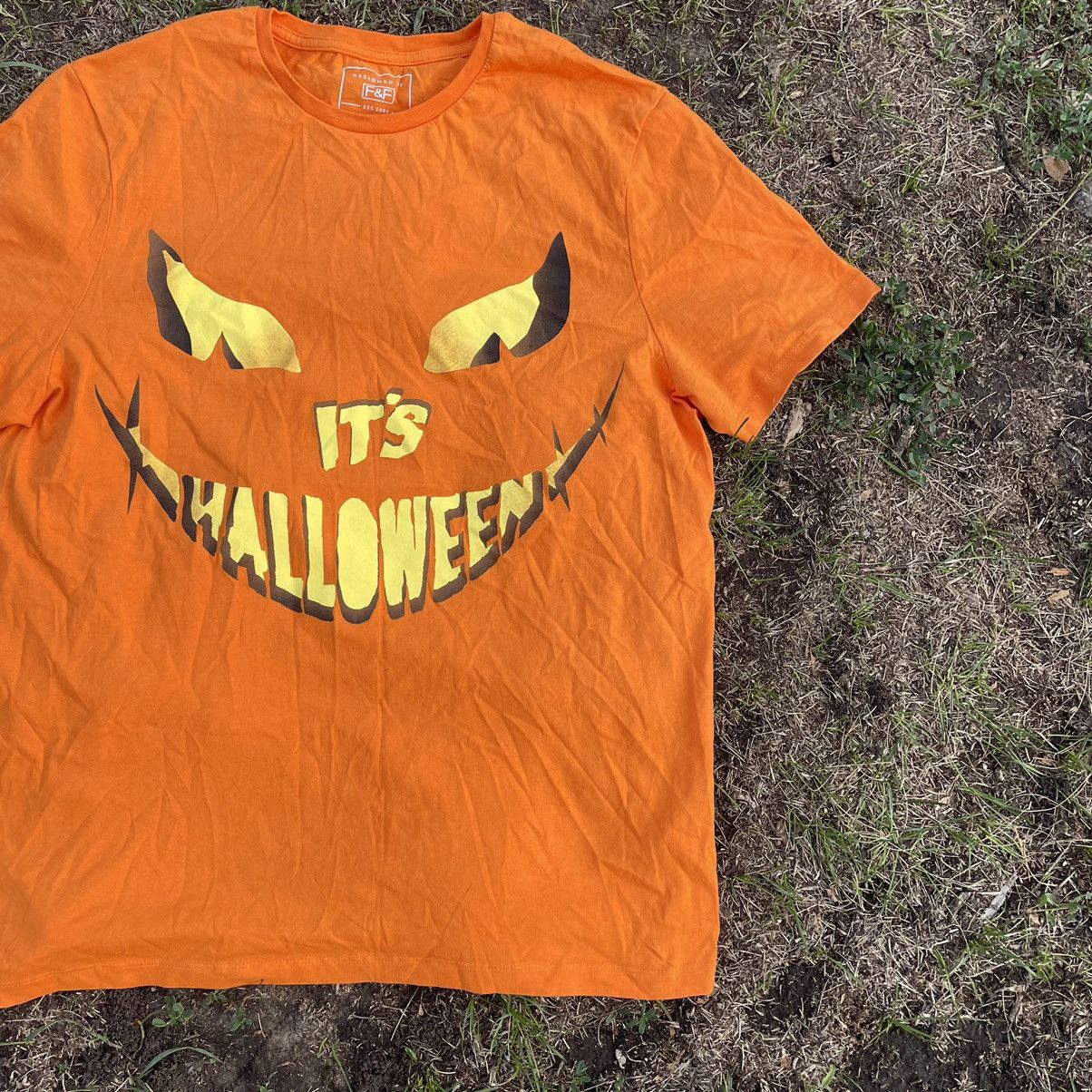 Vintage Vintage Y2K Halloween Graphic Tee Streetwear Orange Baggy M Size US M / EU 48-50 / 2 - 3 Thumbnail