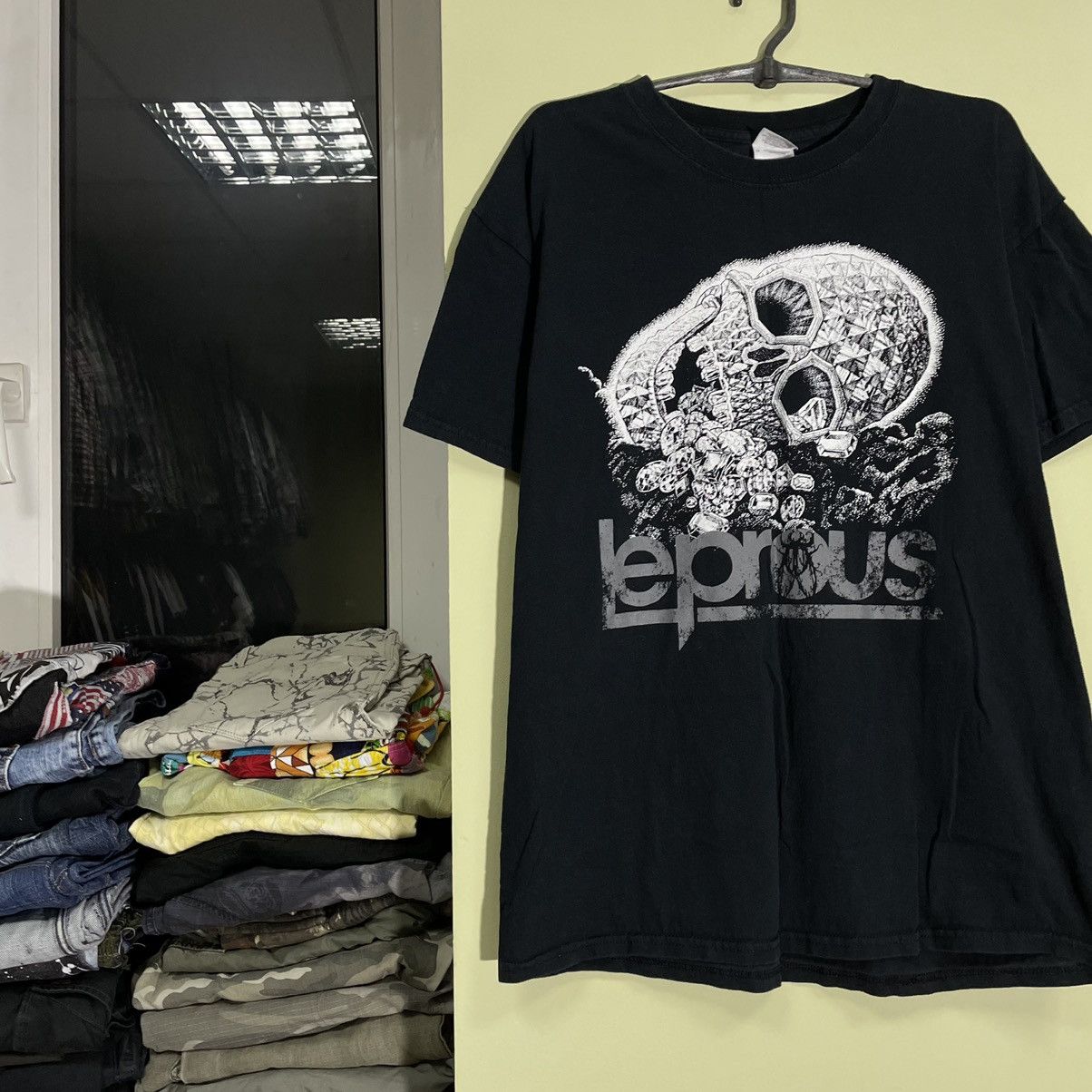 Vintage Vintage Y2K Tee 90s Skulls Dead Face Horror L Size US L / EU 52-54 / 3 - 3 Thumbnail