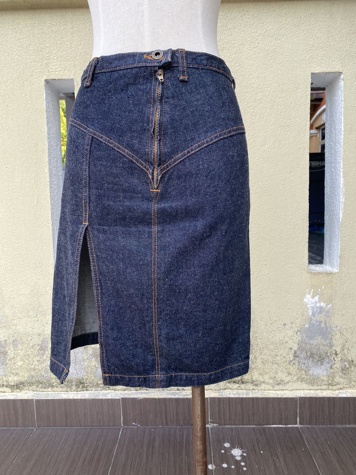 Hysteric Glamour × Japanese Brand × Vintage 90s hysterics glamour denim skirt Size 30" / US 8 / IT 44 - 1 Thumbnail