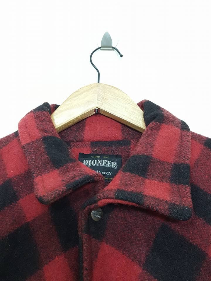 Vintage Wool Buffalo Plaid Style Coat Jacket by PIONEER Sportwear Size US L / EU 52-54 / 3 - 12 Thumbnail