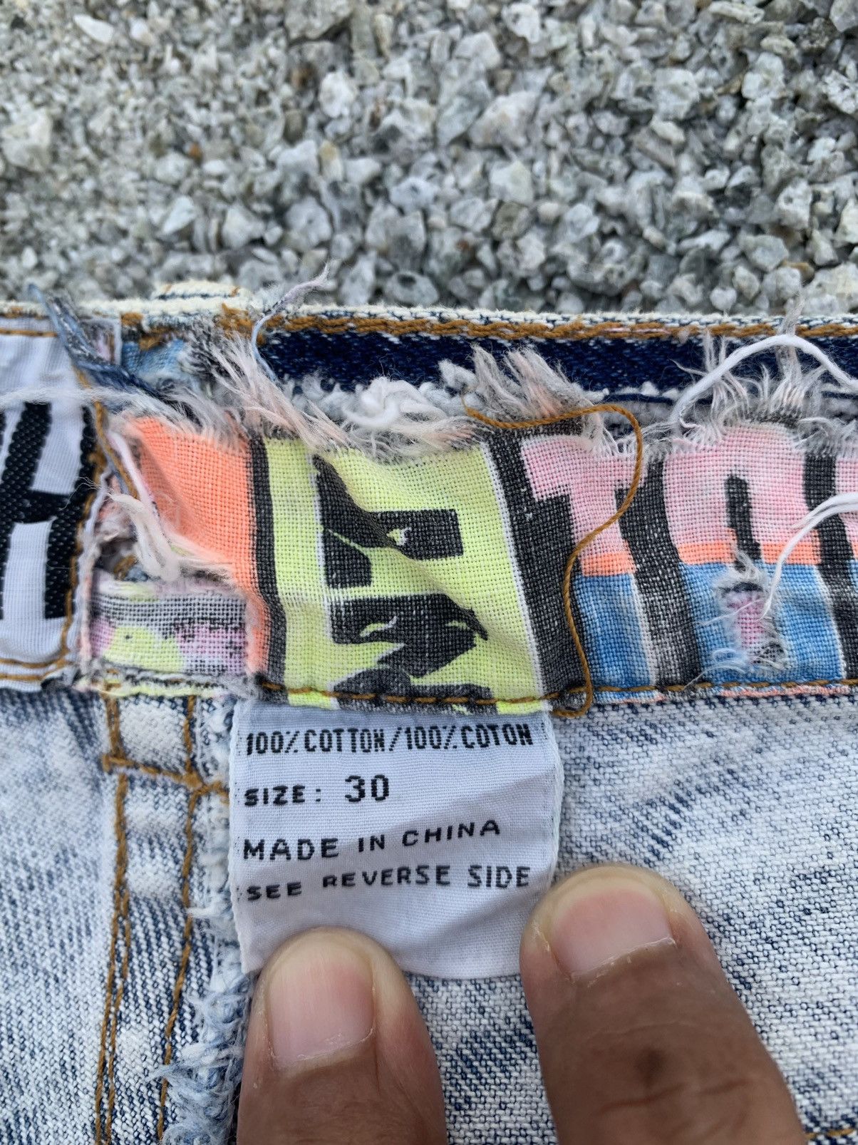 Vintage Vintage Crush Distressed Acidwash Denim Pant Size US 30 / EU 46 - 10 Thumbnail