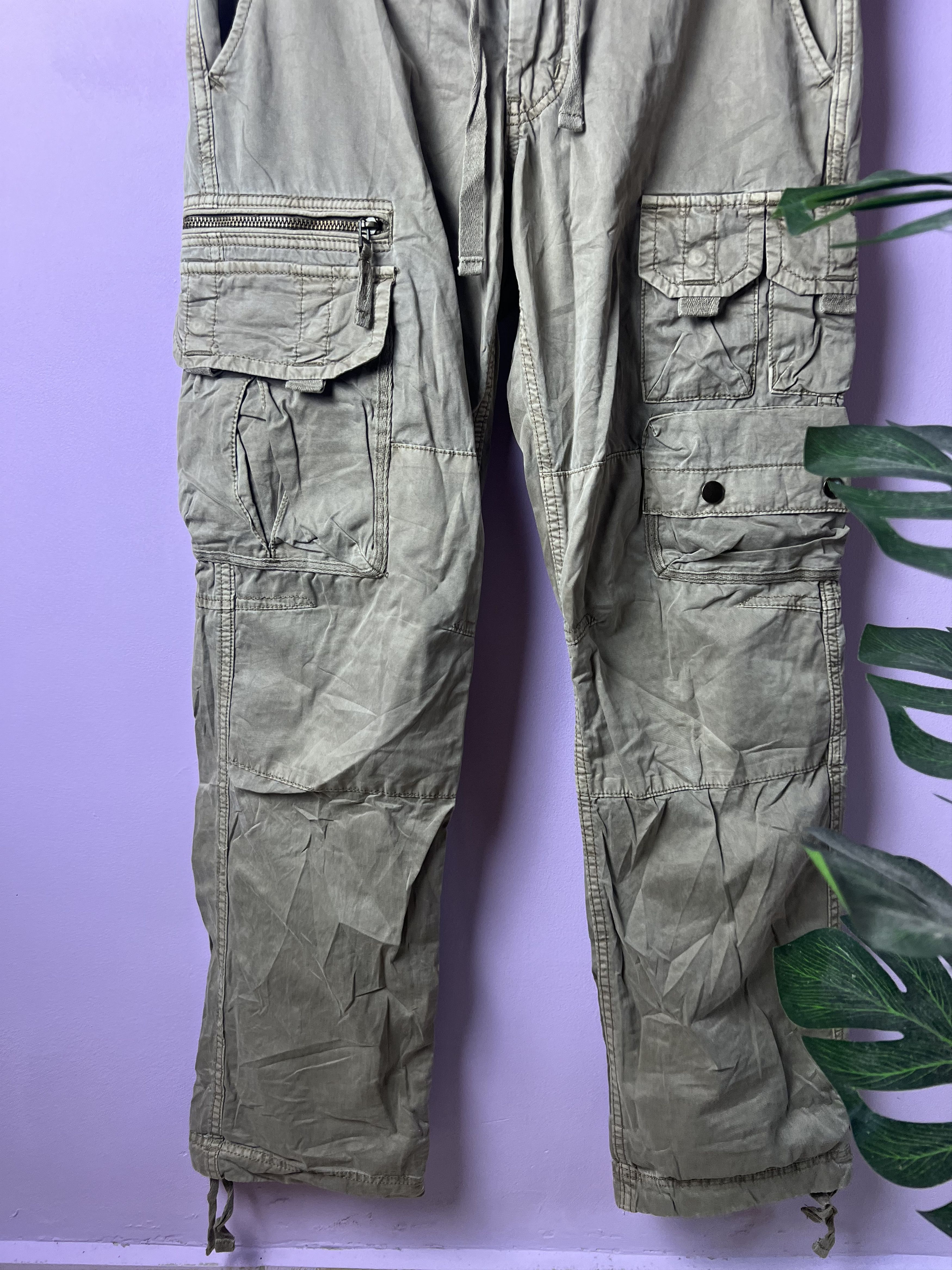 Japanese Brand 🔥Uniqlo Tactical Cargo Pants Size US 32 / EU 48 - 5 Thumbnail