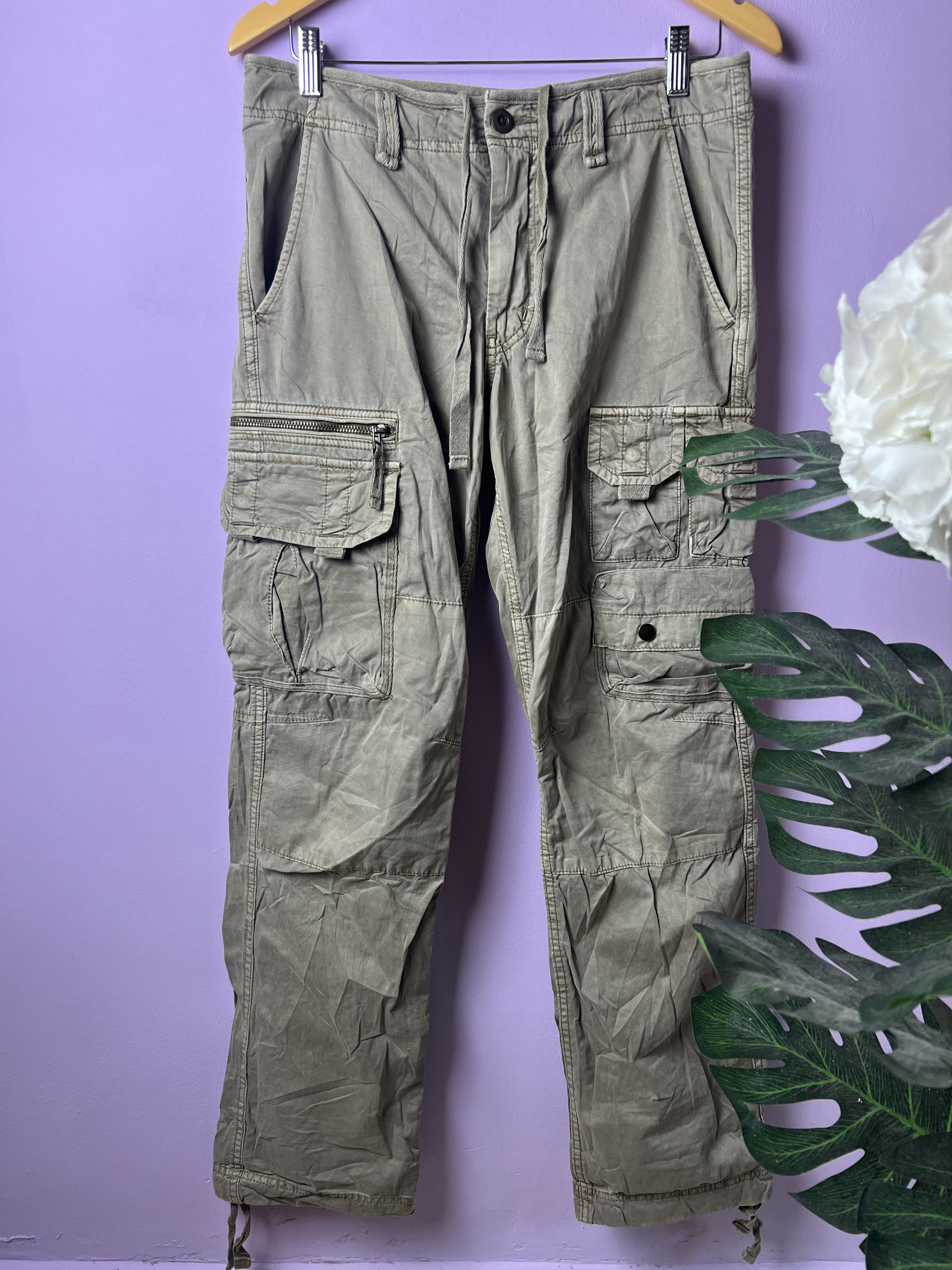 Japanese Brand 🔥Uniqlo Tactical Cargo Pants Size US 32 / EU 48 - 2 Thumbnail