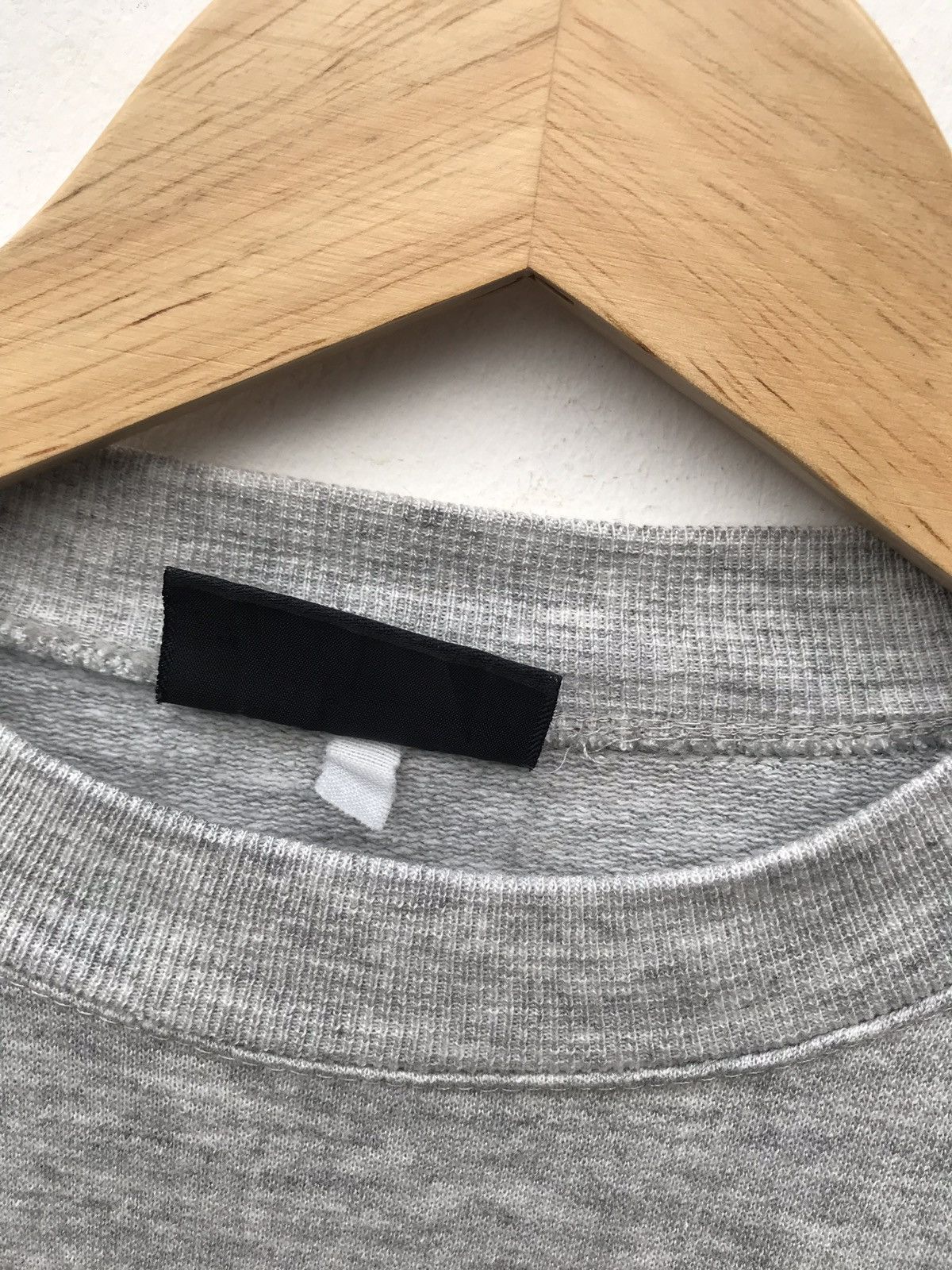 Yves Saint Laurent Yvessaintlaurent Ysl Pour Homme Italy Spellout Sweatshirt Size US M / EU 48-50 / 2 - 5 Thumbnail
