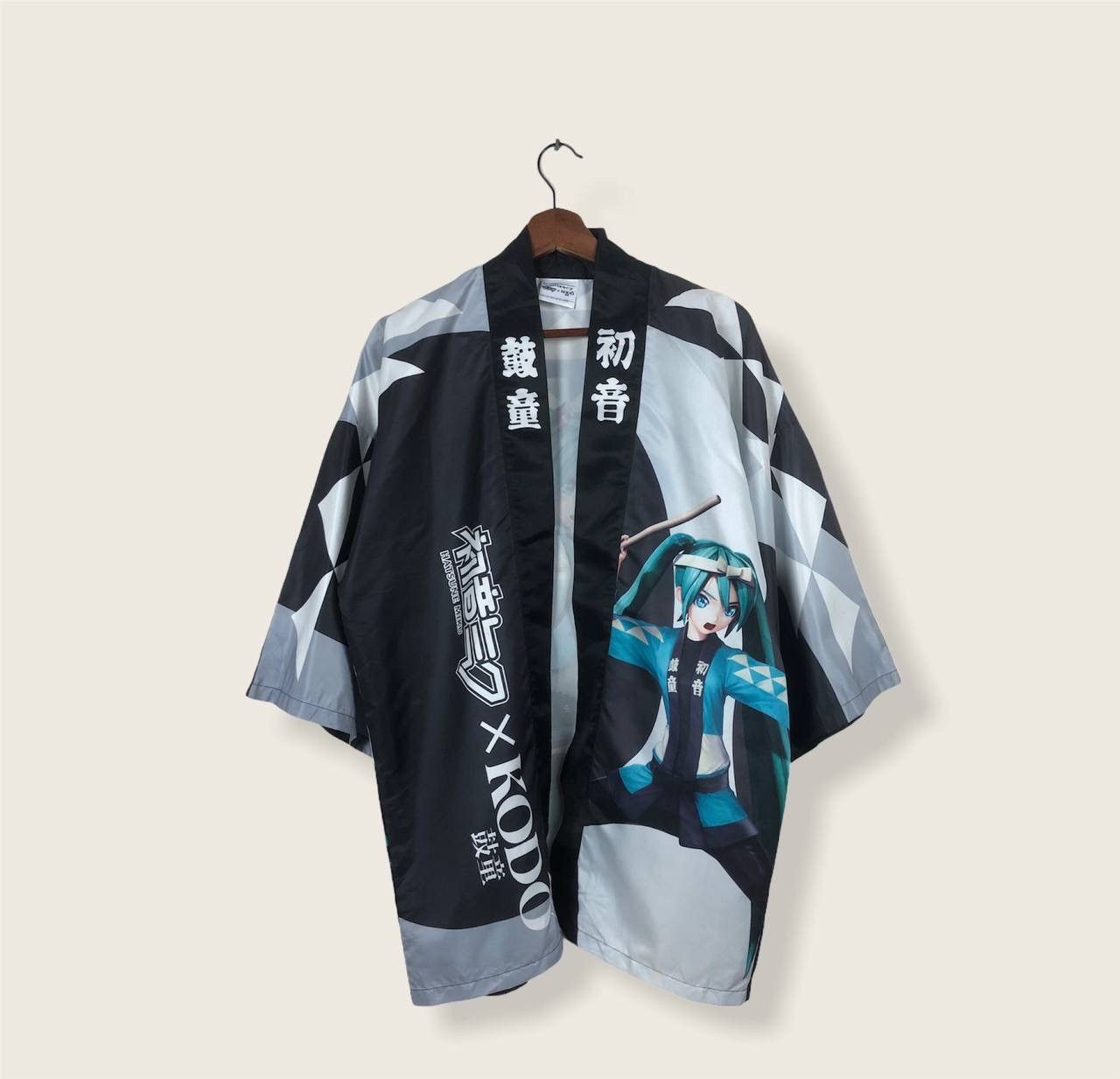 Anime × Japanese Brand Vtg 00” COSPA JAPAN ICONIC HATSUNE MIKU PROJECT DIVA Size US M / EU 48-50 / 2 - 2 Thumbnail