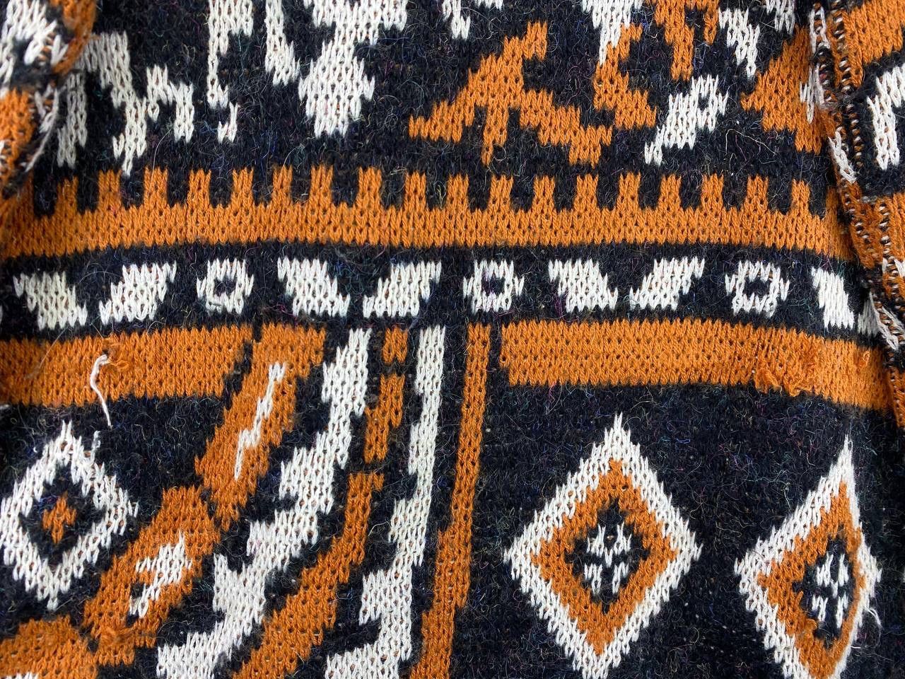 Japanese Brand Vintage Valentino Cable Knit Sweater Size US M / EU 48-50 / 2 - 10 Thumbnail