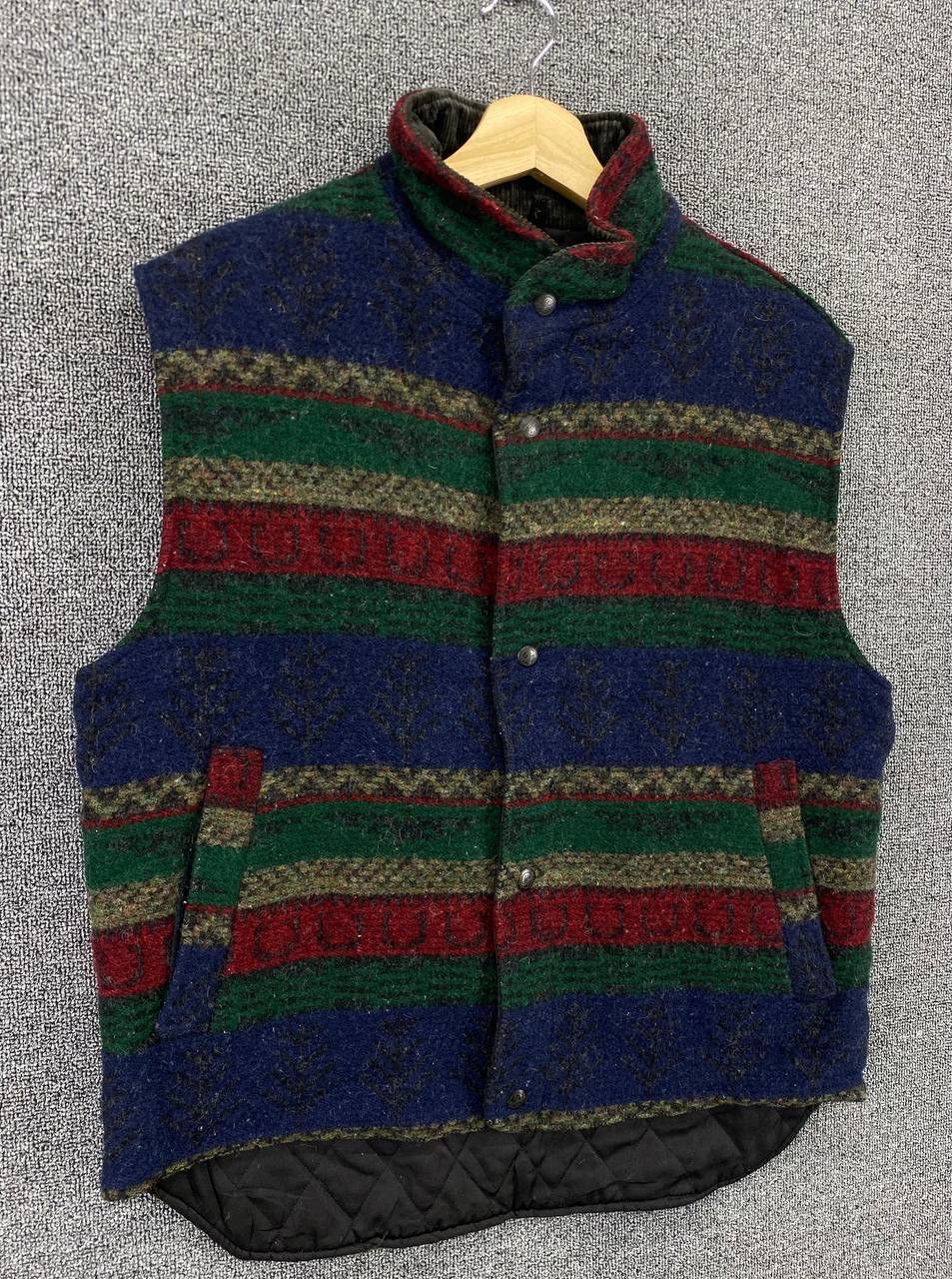 Woolrich Woolen Mills Vintage Woolrich Rugged Outdoor Wear Wool Vest Size US M / EU 48-50 / 2 - 2 Thumbnail