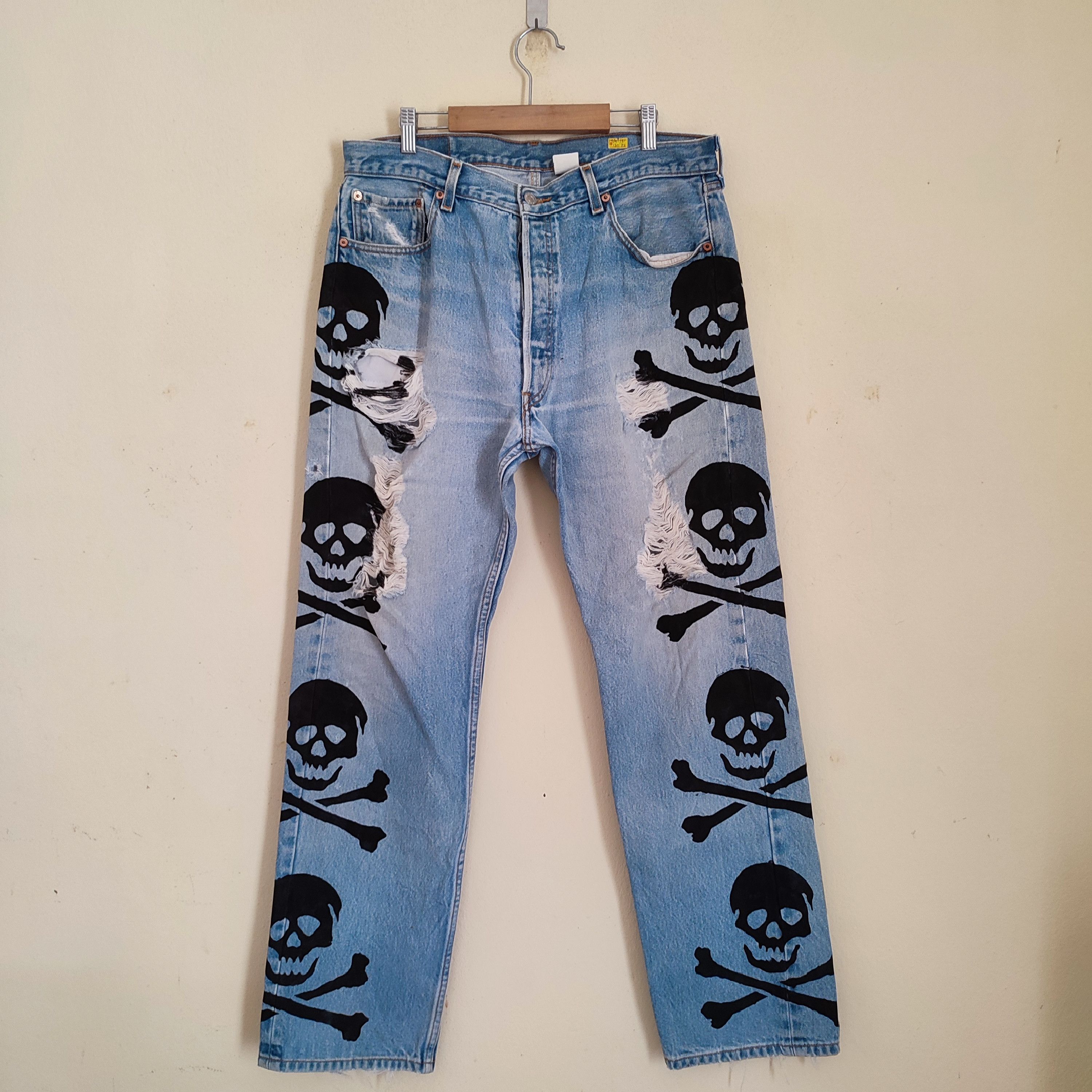 Levi's × Vintage Vintage 90's Levi's Custom Skull Style Distressed Jeans Size US 34 / EU 50 - 1 Thumbnail