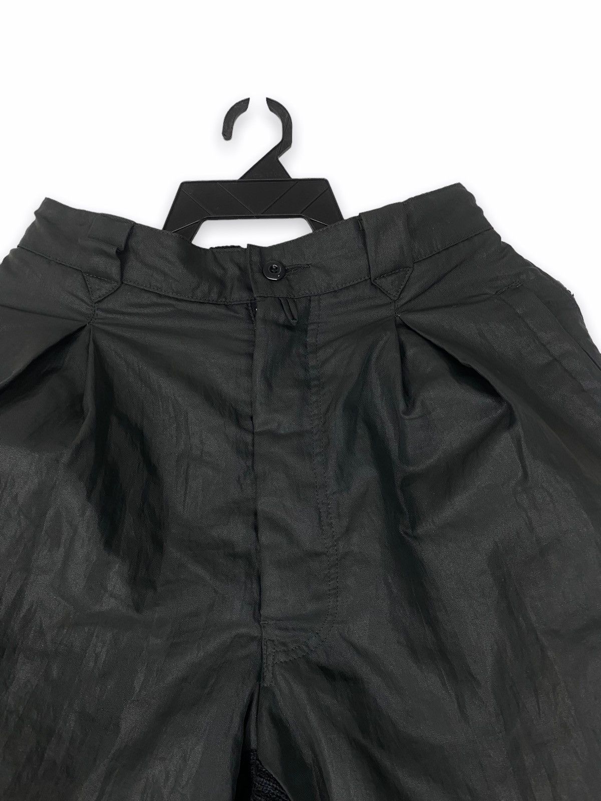 Issey Miyake × Japanese Brand × Vintage Vintage rare Issey Miyake men nylon pants Size US 30 / EU 46 - 10 Thumbnail