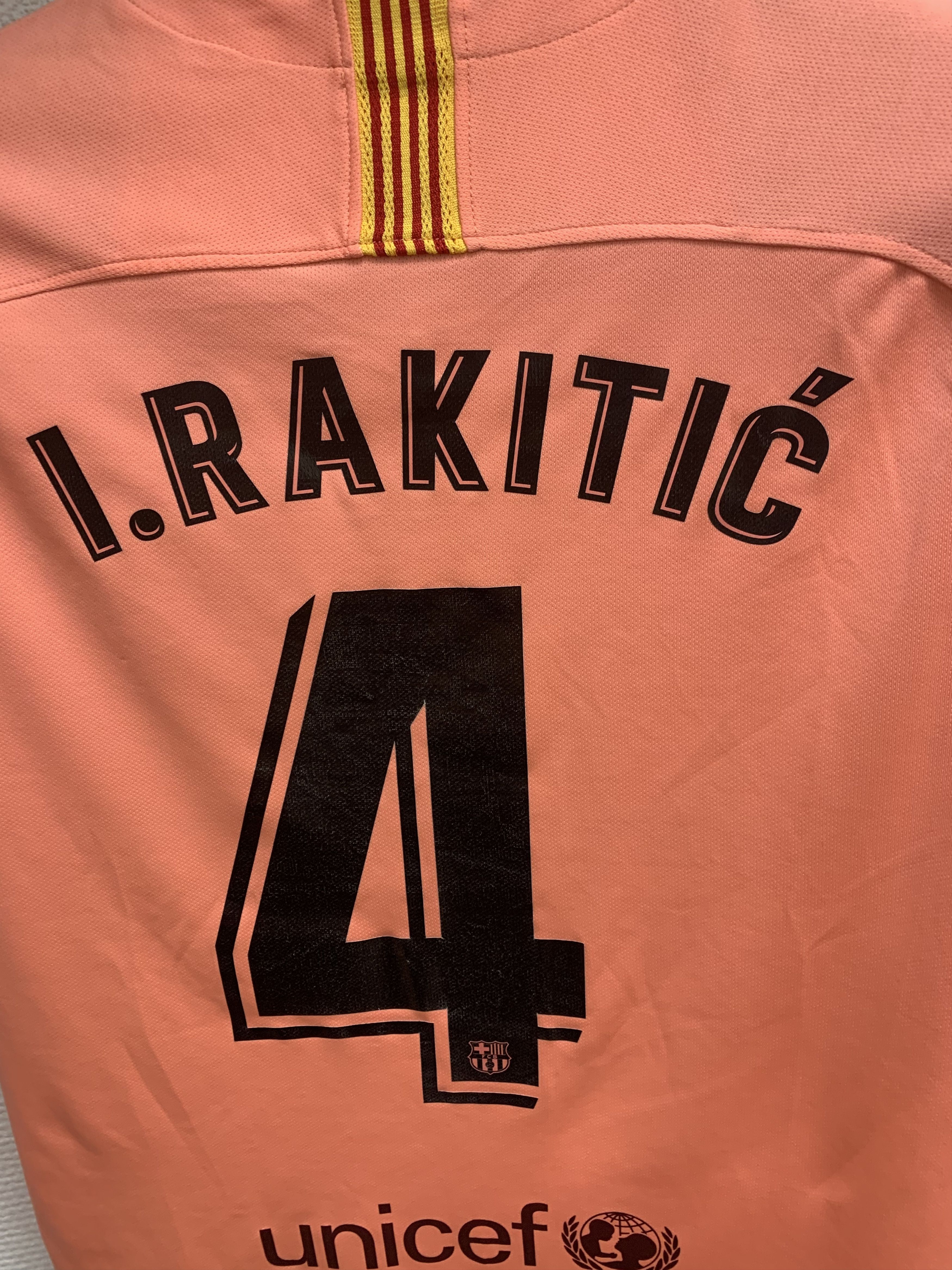 Nike Barcelona Nike Rakitic 4 soccer jersey S size Size US S / EU 44-46 / 1 - 8 Thumbnail