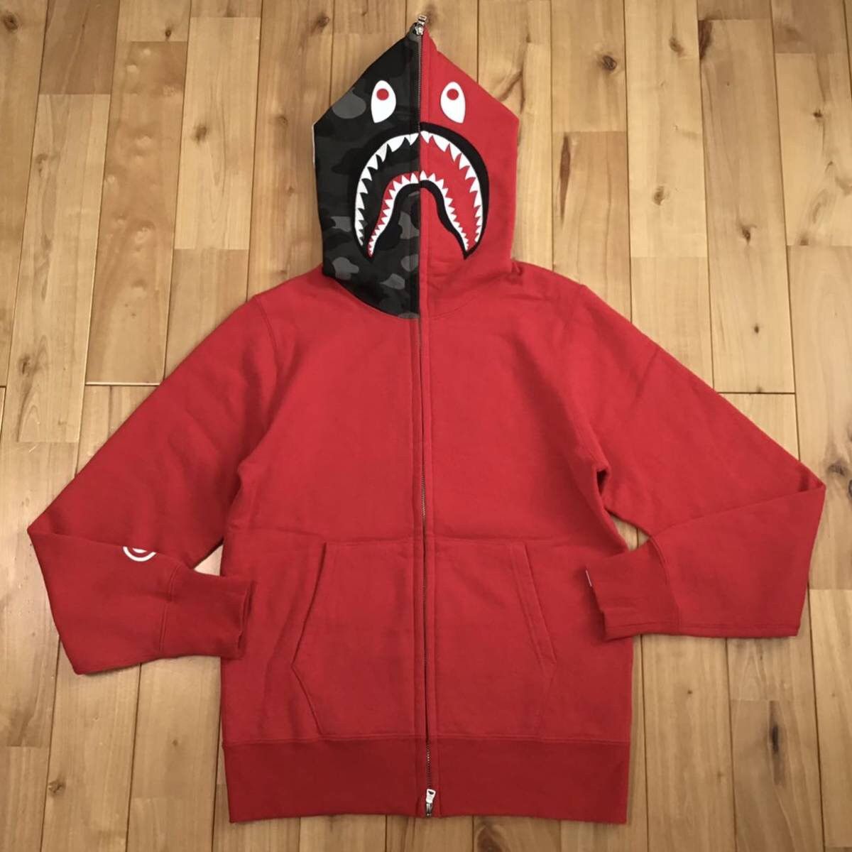 Red bape hot sale hoodie camo