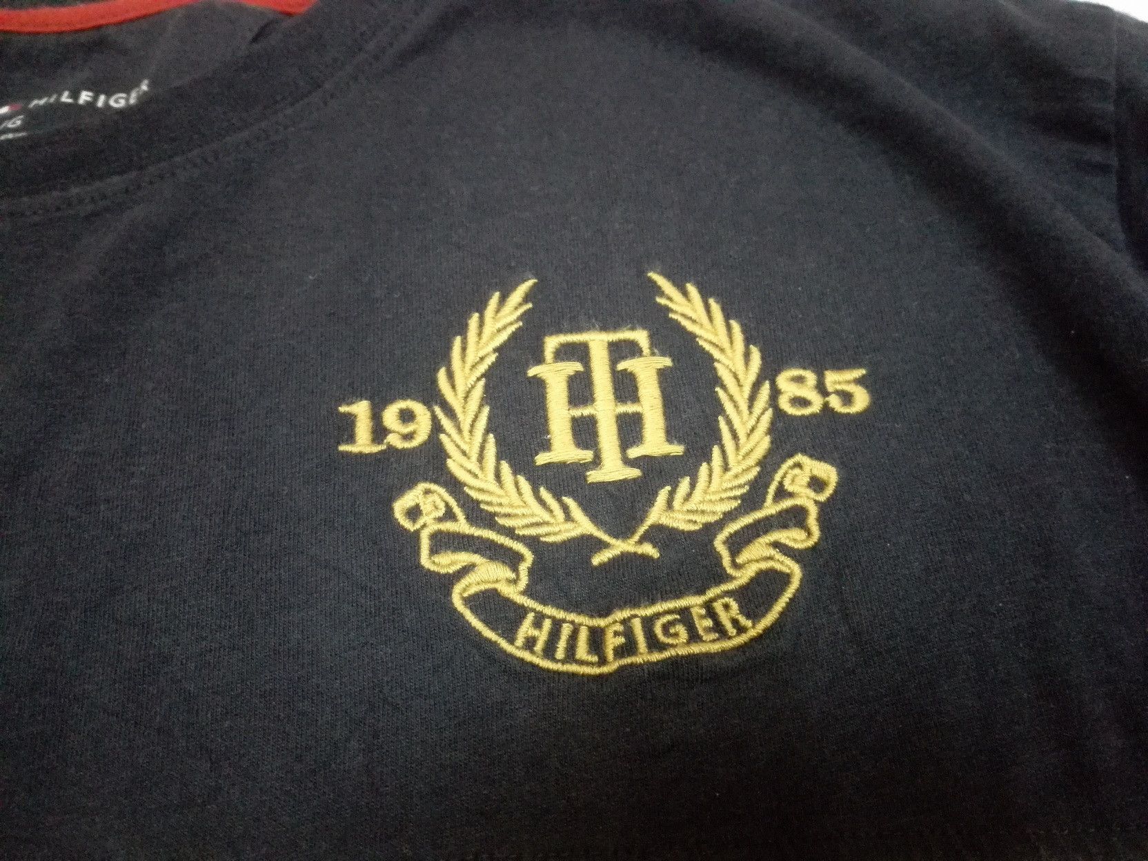Tommy Hilfiger TOMMY HILFIGER TH 85 Spell Out Logo Tee Size L / US 10 / IT 46 - 4 Thumbnail