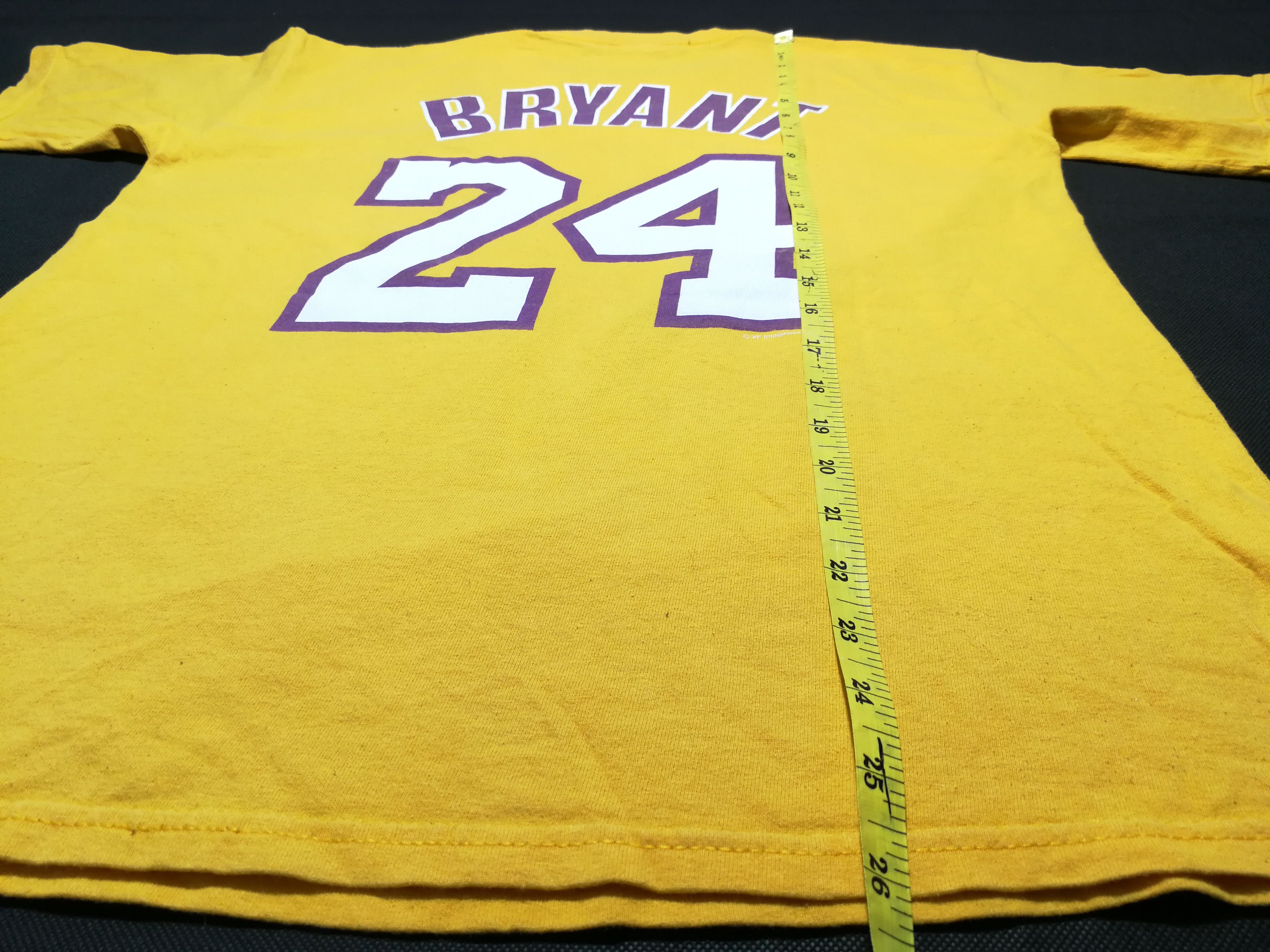 NBA Vintage Exclusive Collection Kobe Bryant #24 NBA Youth XL Size US M / EU 48-50 / 2 - 10 Thumbnail