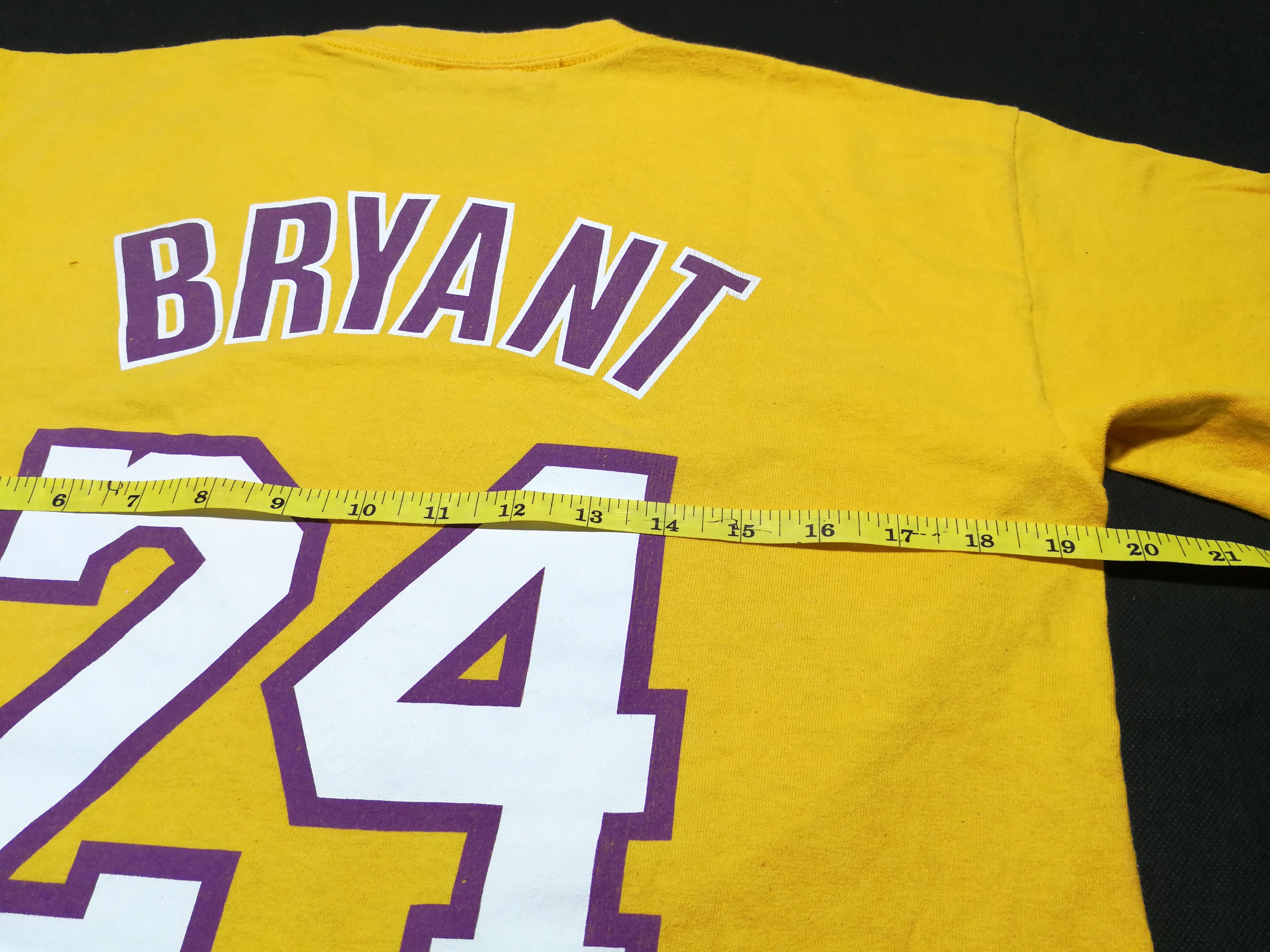 NBA Vintage Exclusive Collection Kobe Bryant #24 NBA Youth XL Size US M / EU 48-50 / 2 - 9 Thumbnail