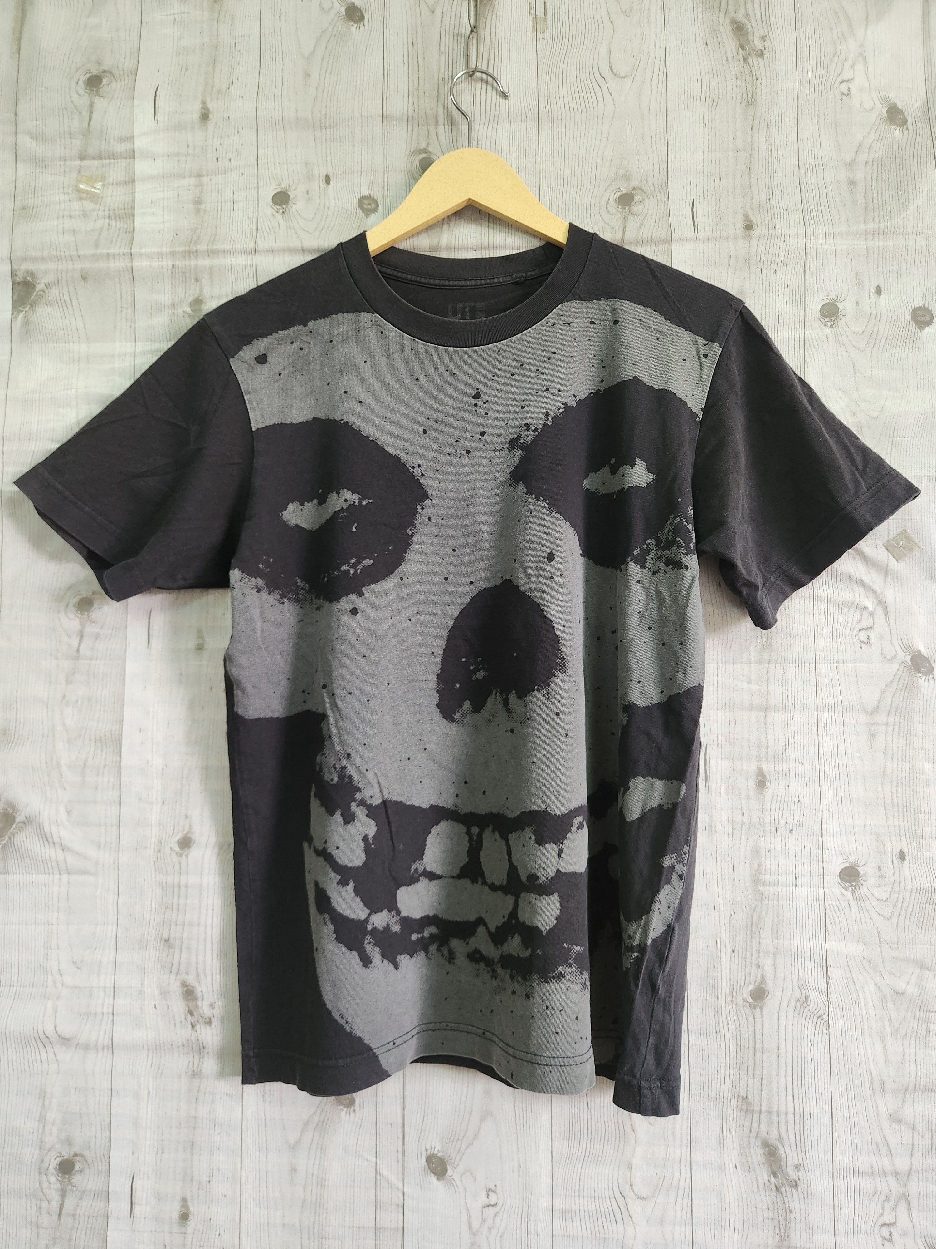 Misfits × Uniqlo Misfits X Uniqlo Japan TShirt Size US M / EU 48-50 / 2 - 1 Thumbnail