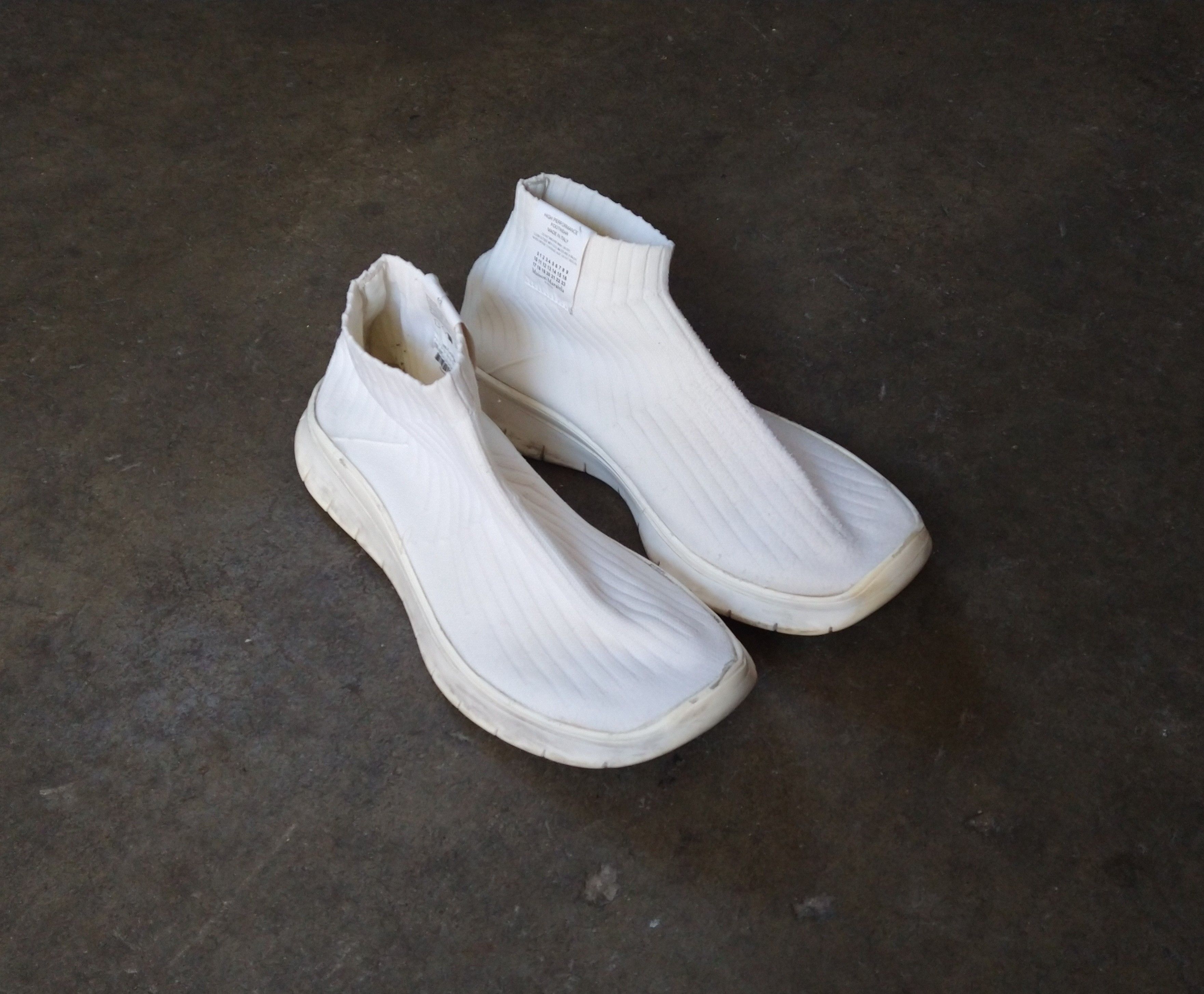 Maison Margiela Maison Margiela Sock Sneakers Size 10 43 White Knit Size US 10 / EU 43 - 2 Thumbnail