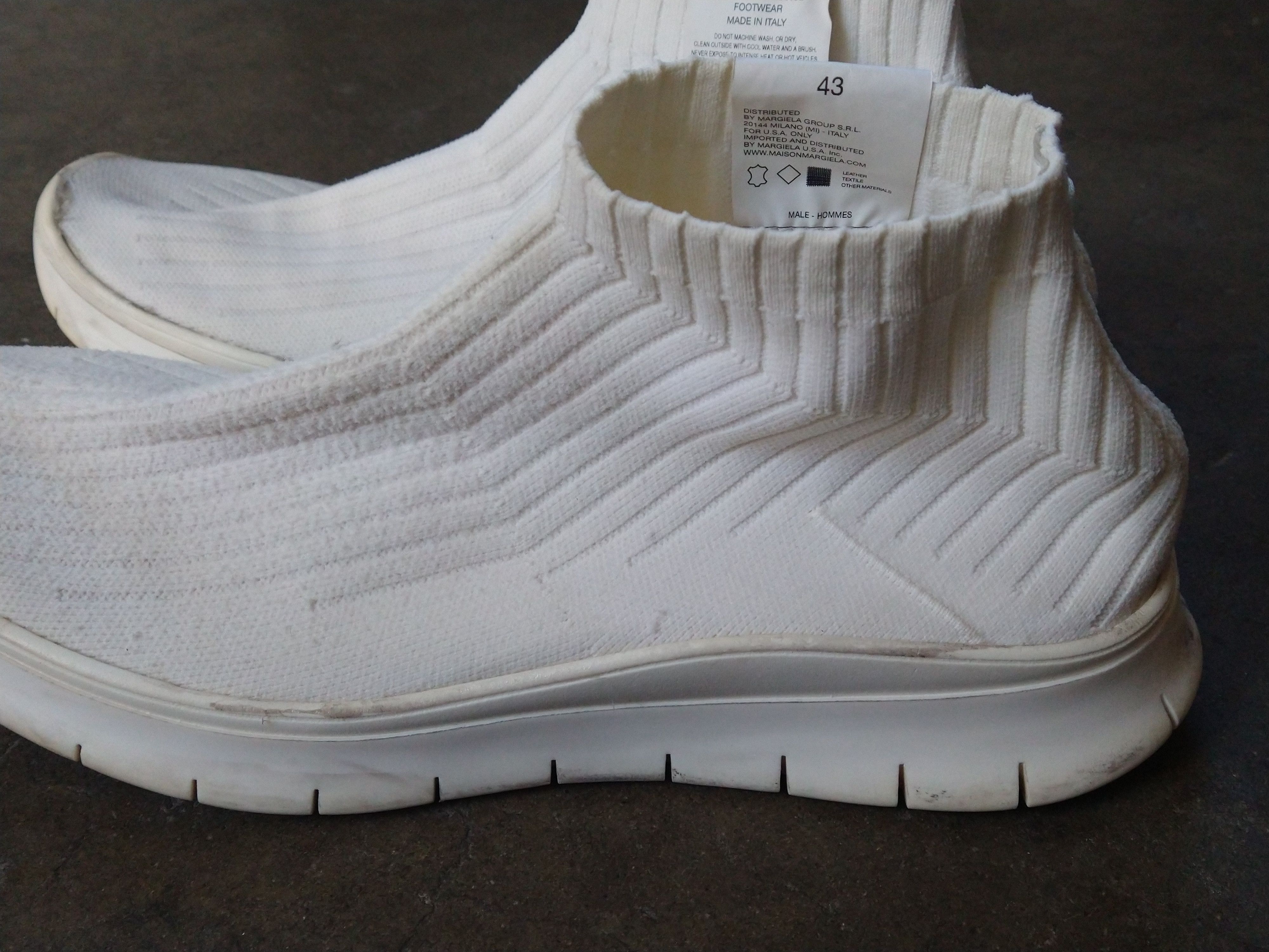 Maison Margiela Maison Margiela Sock Sneakers Size 10 43 White Knit Size US 10 / EU 43 - 7 Thumbnail
