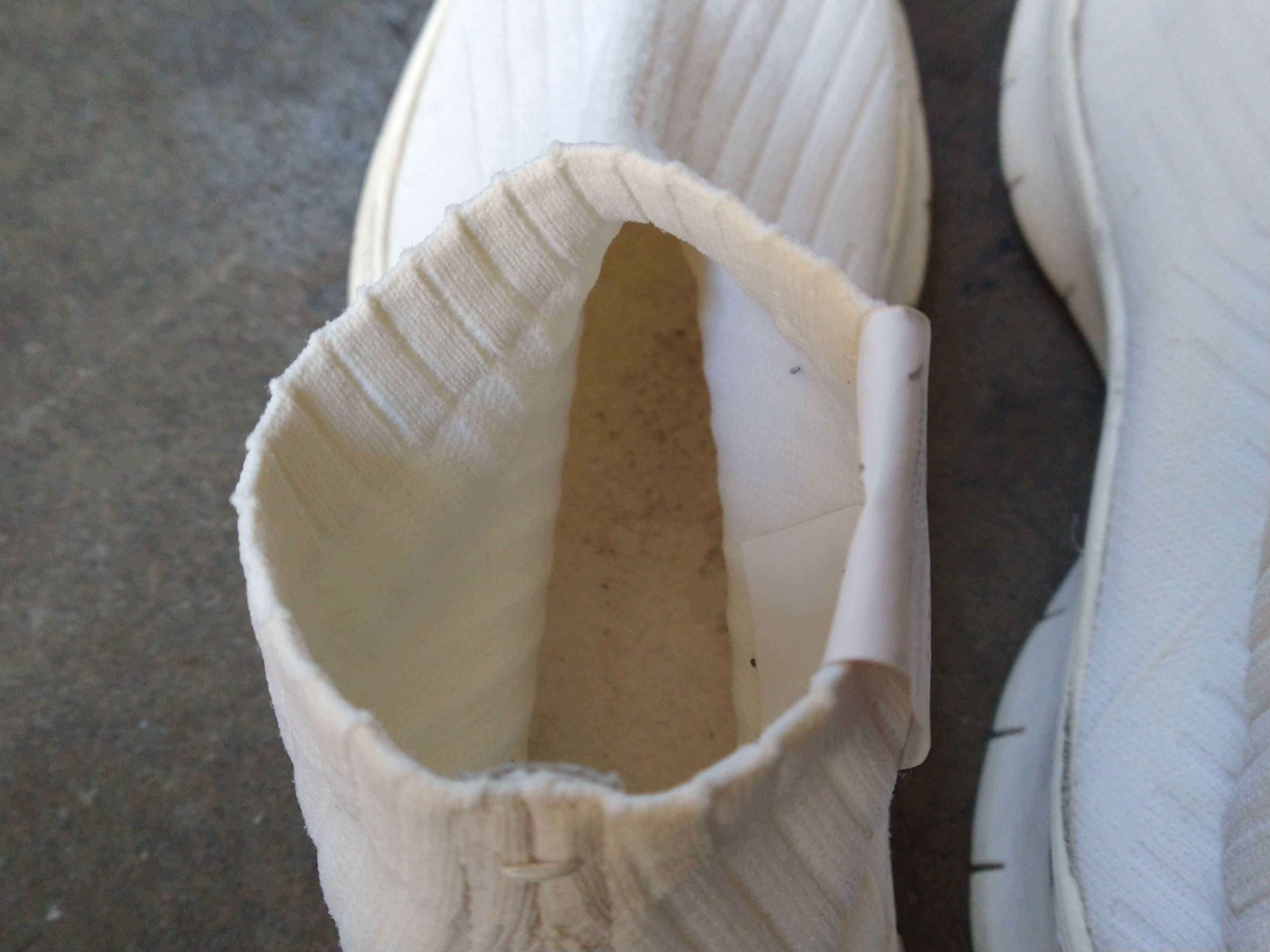 Maison Margiela Maison Margiela Sock Sneakers Size 10 43 White Knit Size US 10 / EU 43 - 12 Thumbnail