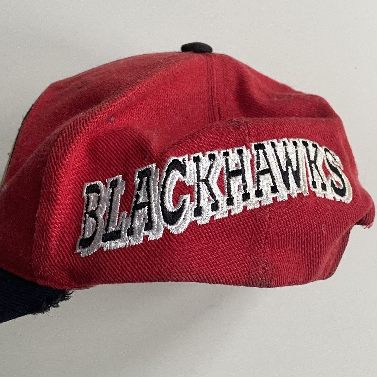 NHL × Vintage Vintage 90s Chicago Blackhawks Embroidered NHL Snapback Hat Size ONE SIZE - 4 Thumbnail