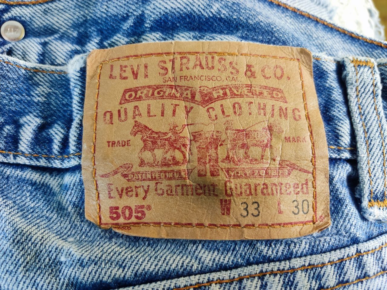 Levi's vintage levis 505 regular fit straight leg distressed denim Size US 34 / EU 50 - 3 Thumbnail