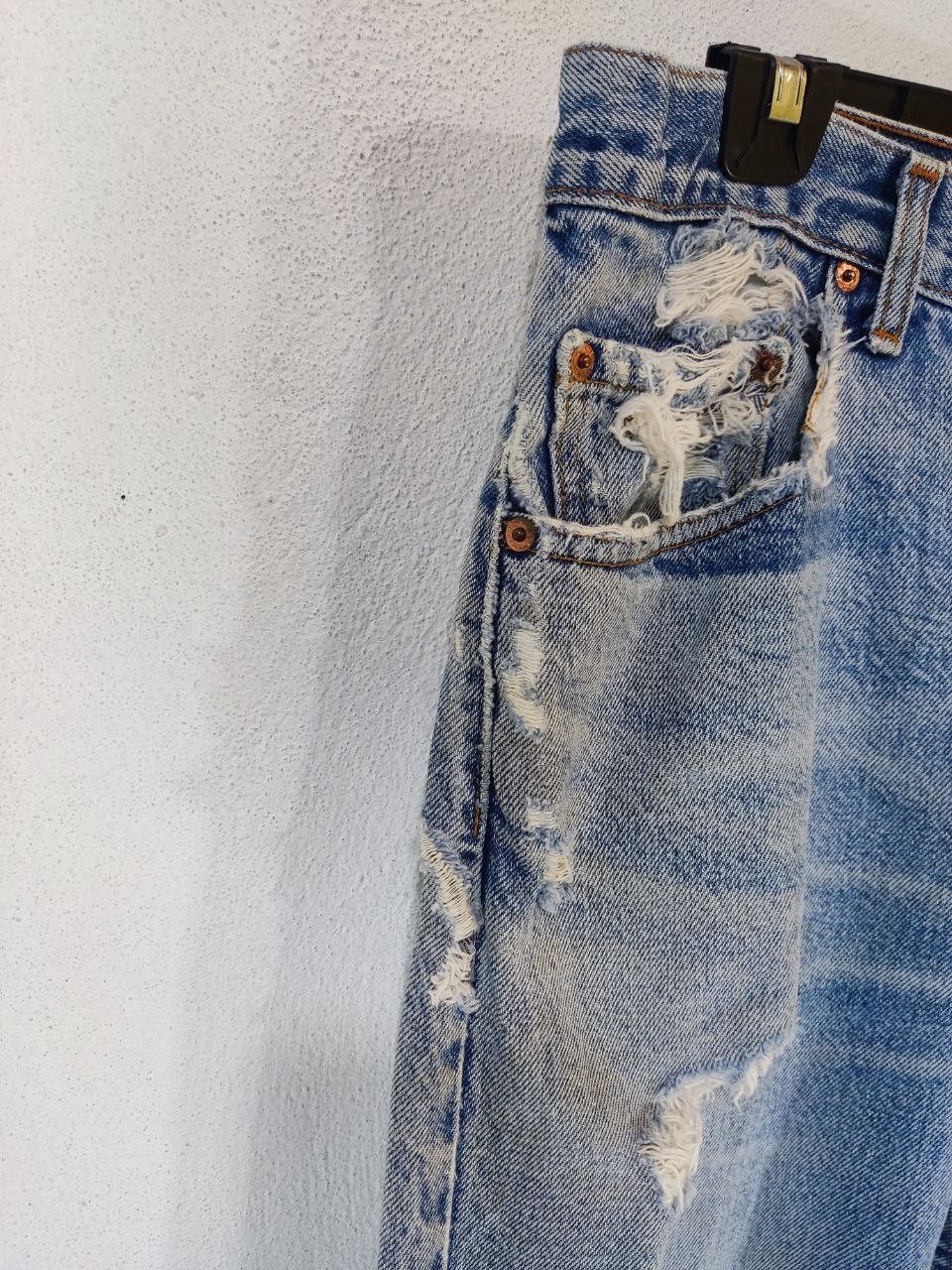 Levi's vintage levis 505 regular fit straight leg distressed denim Size US 34 / EU 50 - 7 Thumbnail
