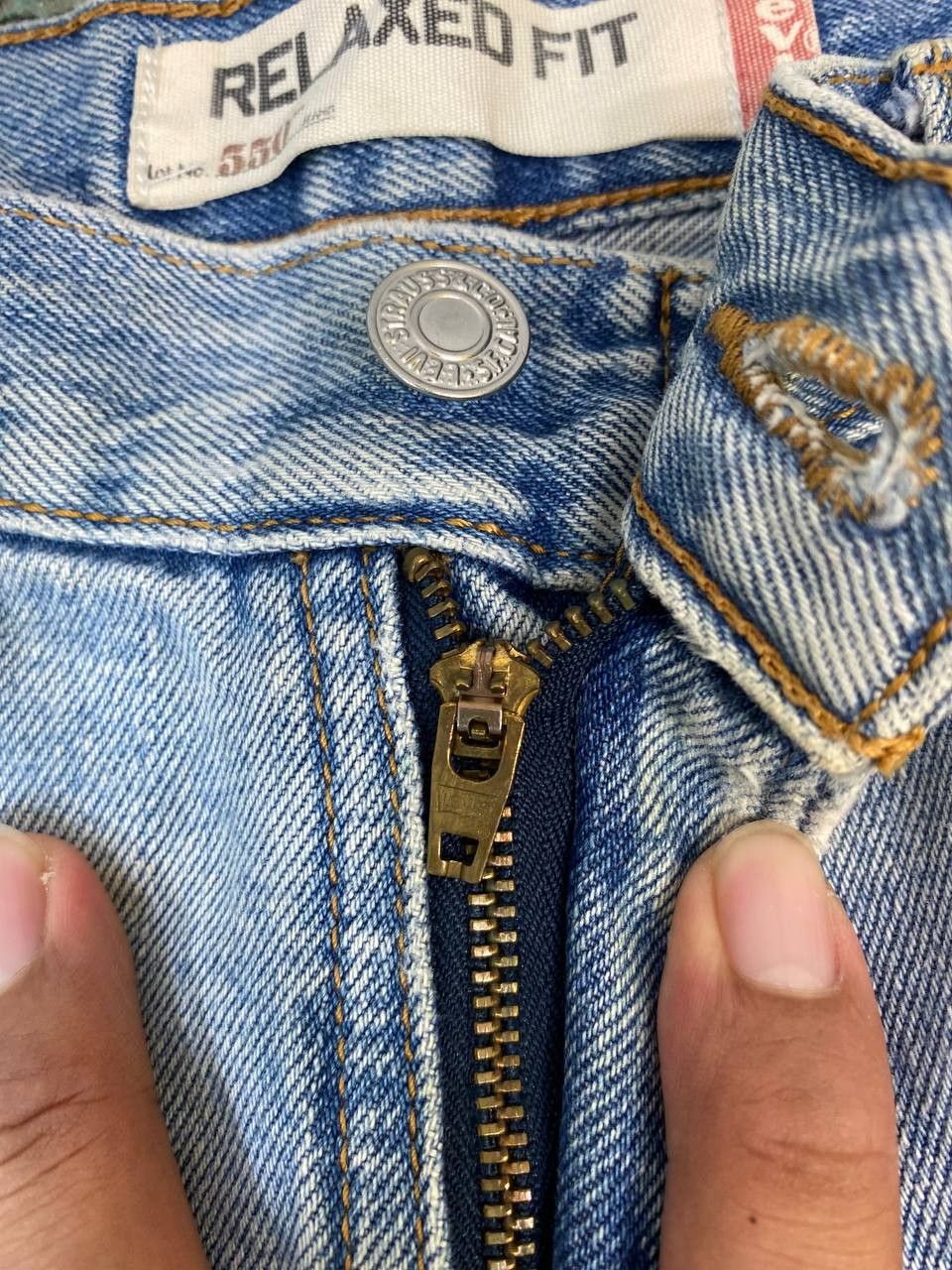 Levi's levis 550 relaxed fit distressed denim Size US 35 - 14 Thumbnail