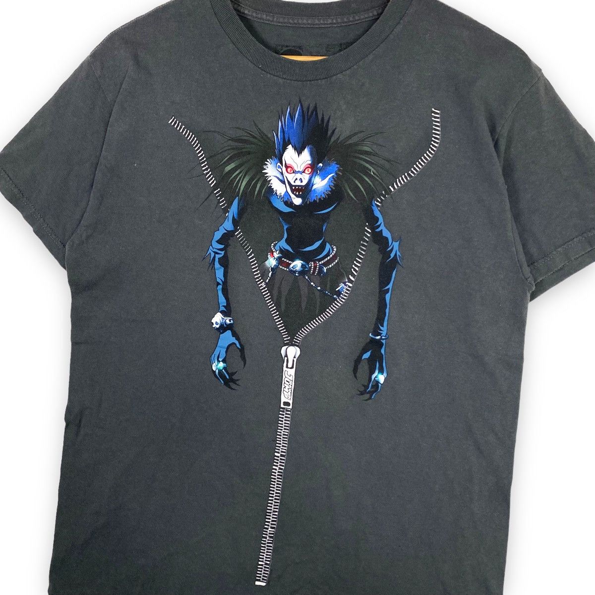 Anime × Cartoon Network × Vintage VINTAGE DEATH NOTE "RYUK" ANIME MANGA TEE Size US M / EU 48-50 / 2 - 3 Thumbnail