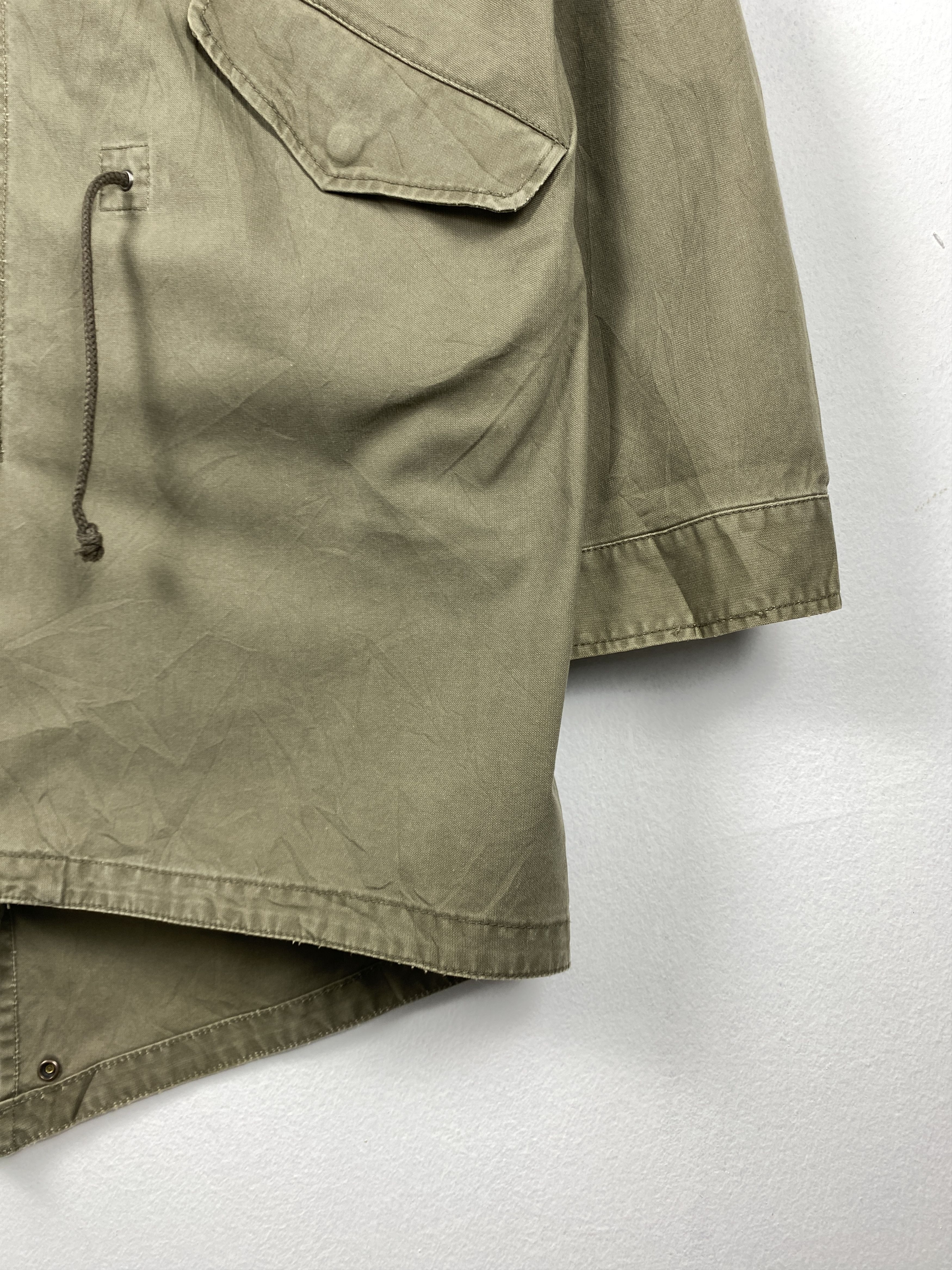 Chevignon Vintage Chevignon Hoodie Parkas With Fish Tail Jacket J1310 Size US M / EU 48-50 / 2 - 4 Thumbnail