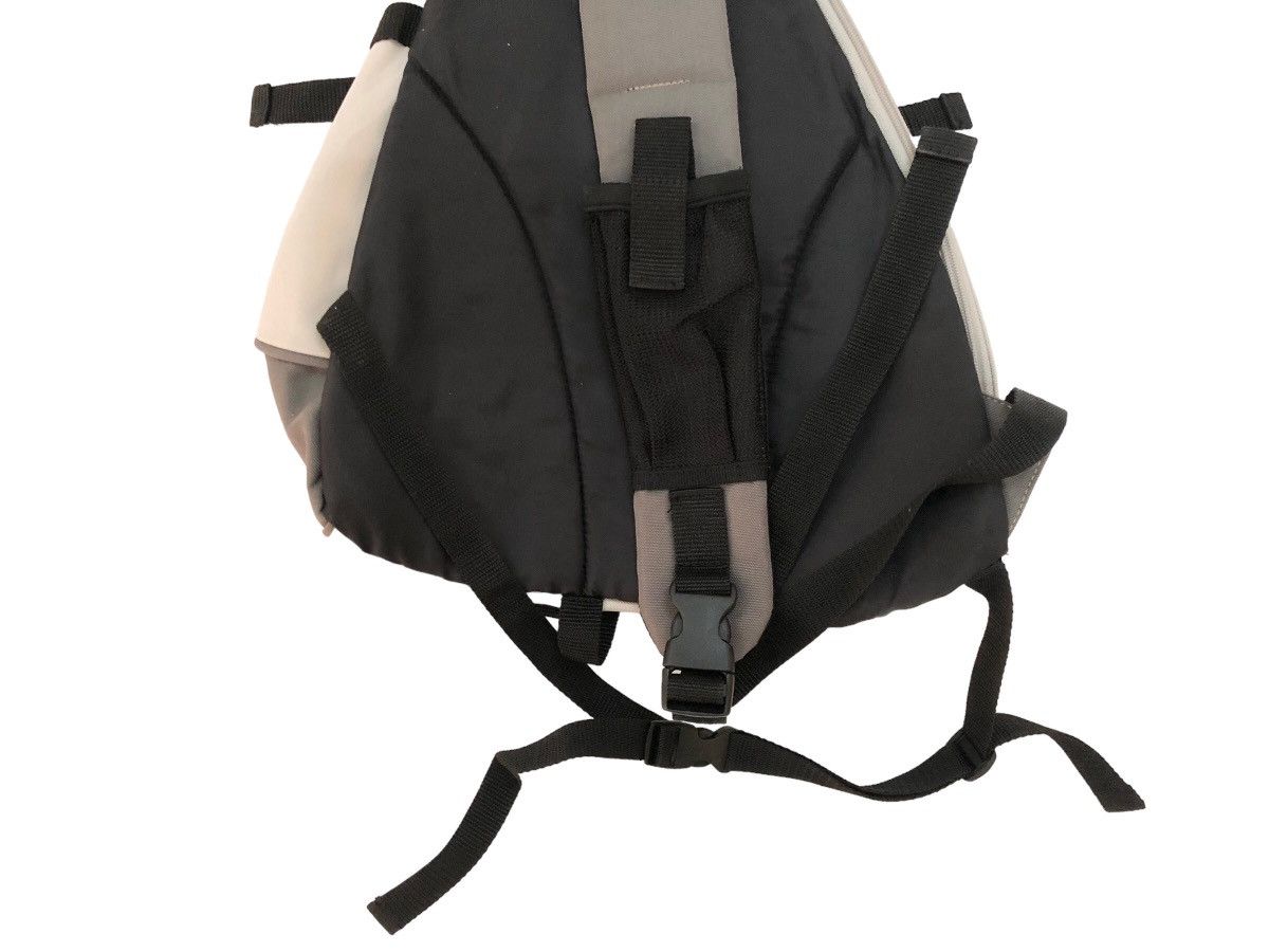 O'Neill MILLENNIUM Y2K CYBERPUNK TRIANGLE CROSSBODY BAG Size ONE SIZE - 9 Thumbnail