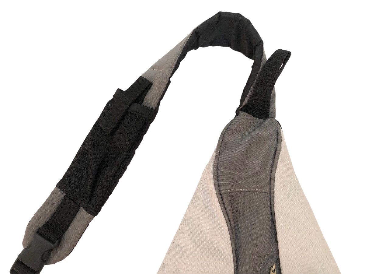 O'Neill MILLENNIUM Y2K CYBERPUNK TRIANGLE CROSSBODY BAG Size ONE SIZE - 3 Thumbnail