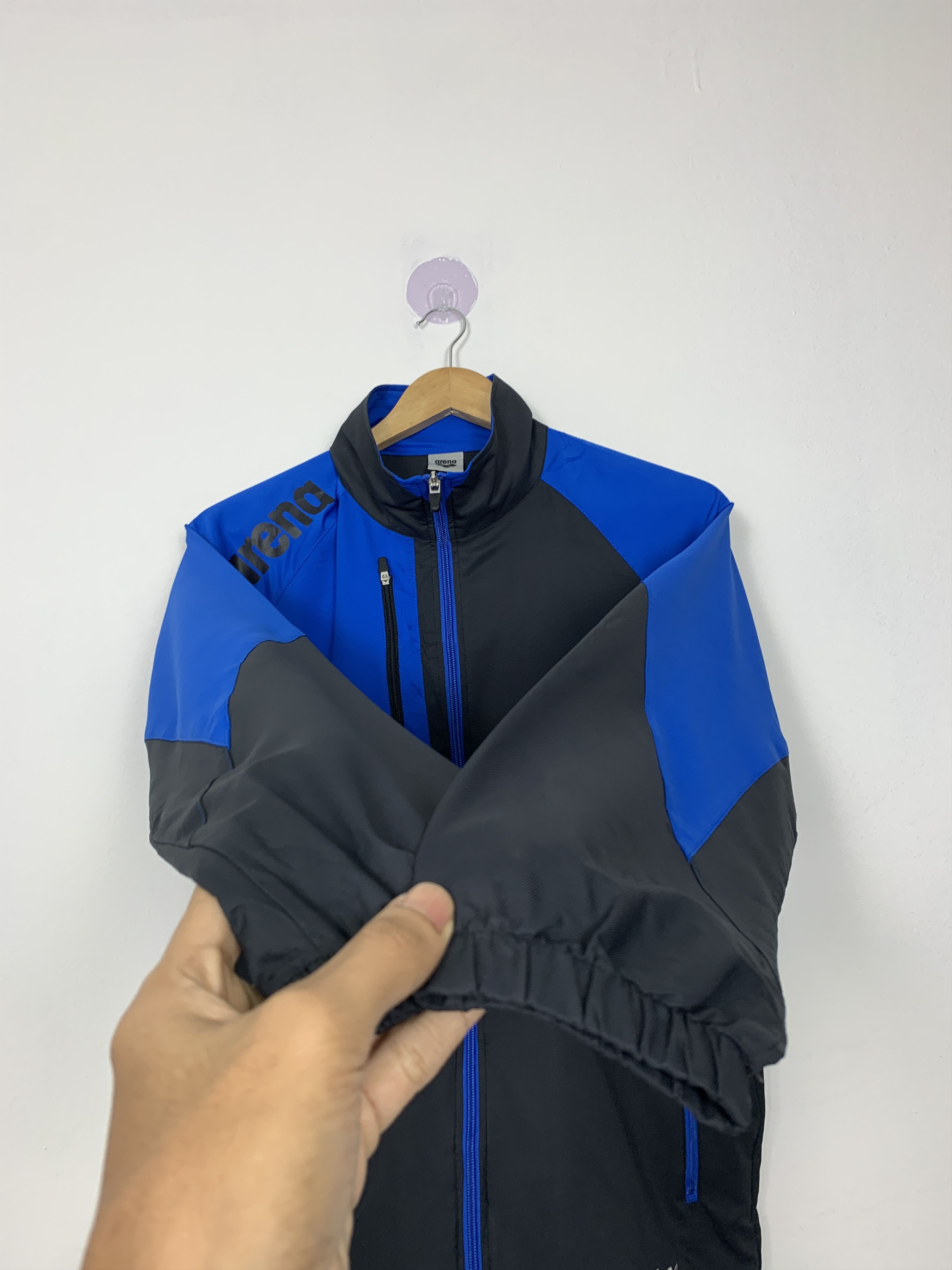 Japanese Brand Vintage ARENA Zip Up Windbreaker jacket Size US S / EU 44-46 / 1 - 5 Thumbnail