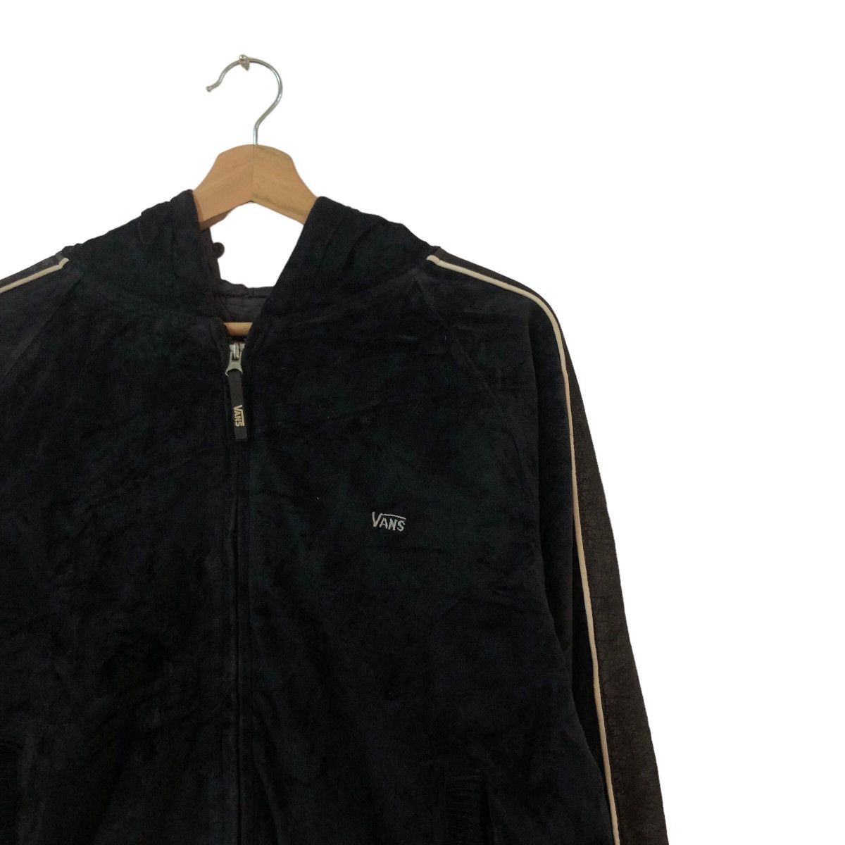 Japanese Brand VINTAGE ZIPPER JACKET VANS SKATE JACKET STREETWEAR DESIGN Size US M / EU 48-50 / 2 - 4 Thumbnail